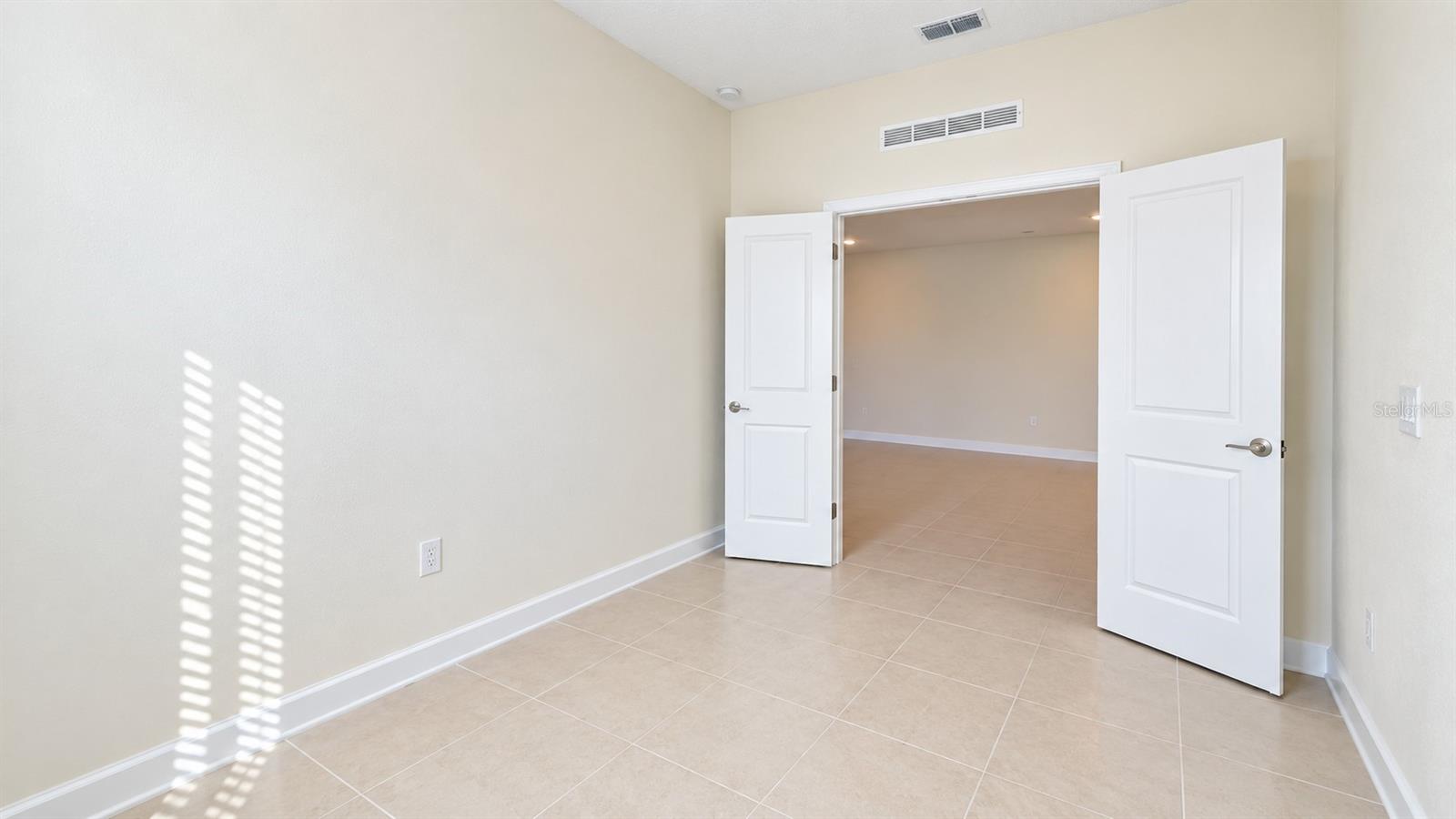5224 Dagenham Dr Property Photo 14