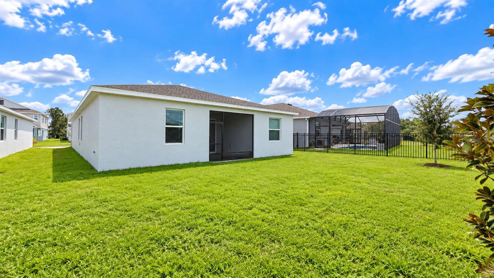 5224 Dagenham Dr Property Photo 16