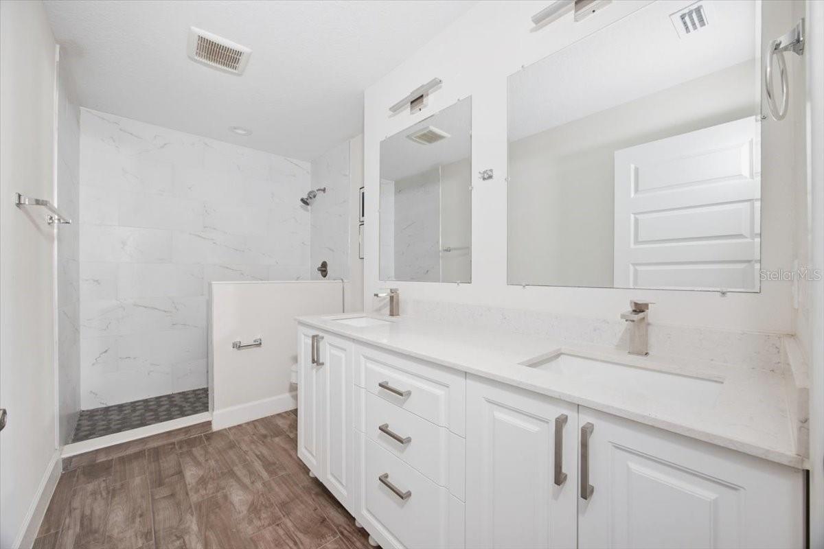 4440 Summer Flowers Pl Property Photo 23