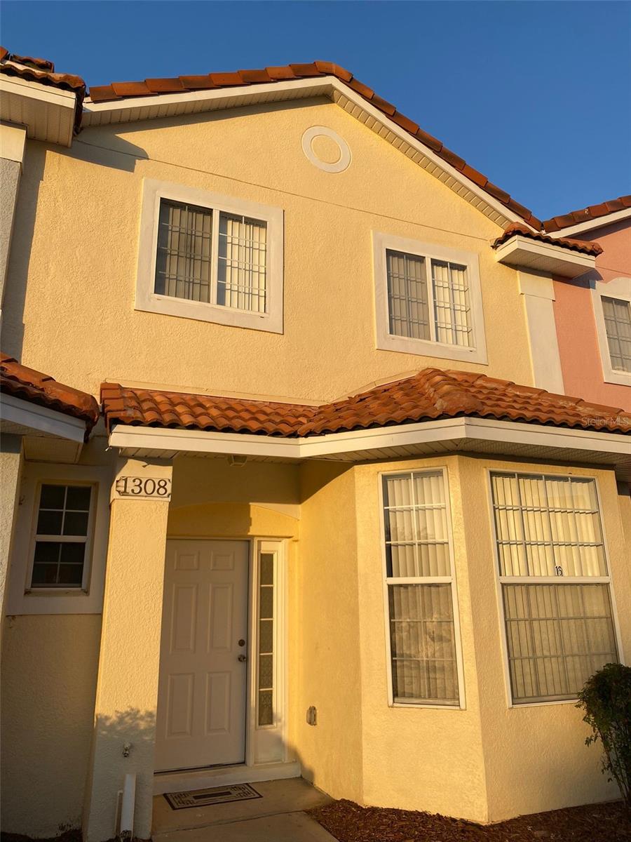 1308 S BEACH CIR Property Photo 1