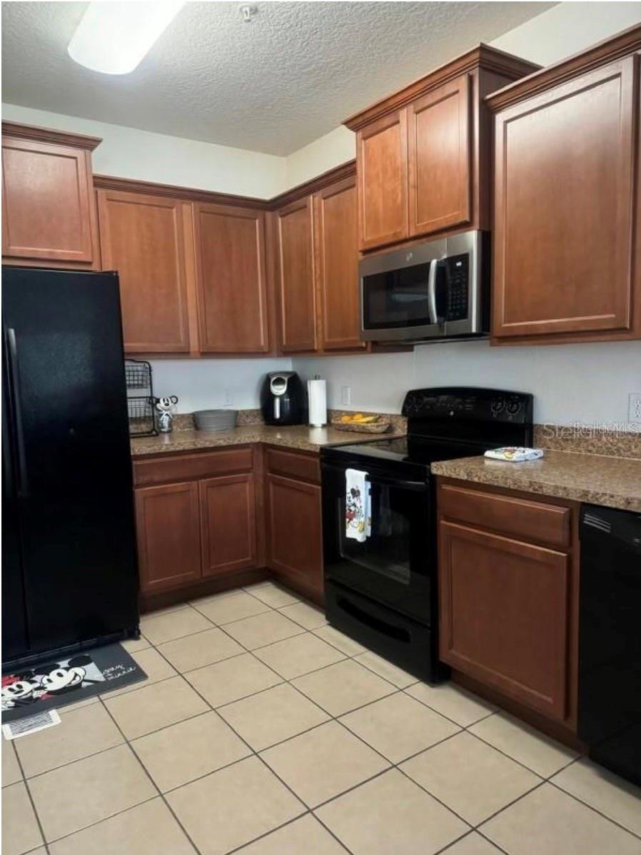 2260 Betsy Ross Ln Property Photo 7