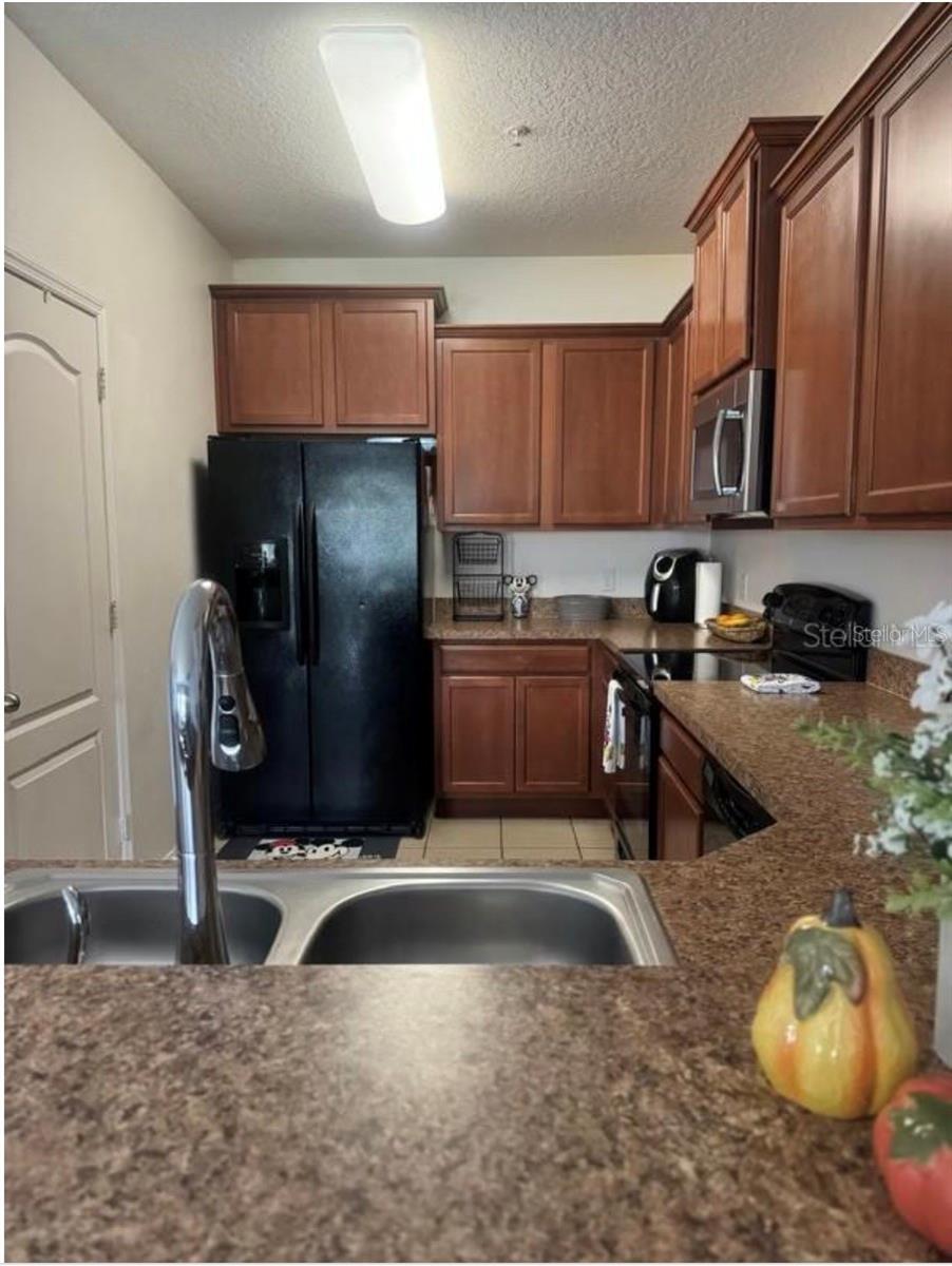 2260 Betsy Ross Ln Property Photo 8