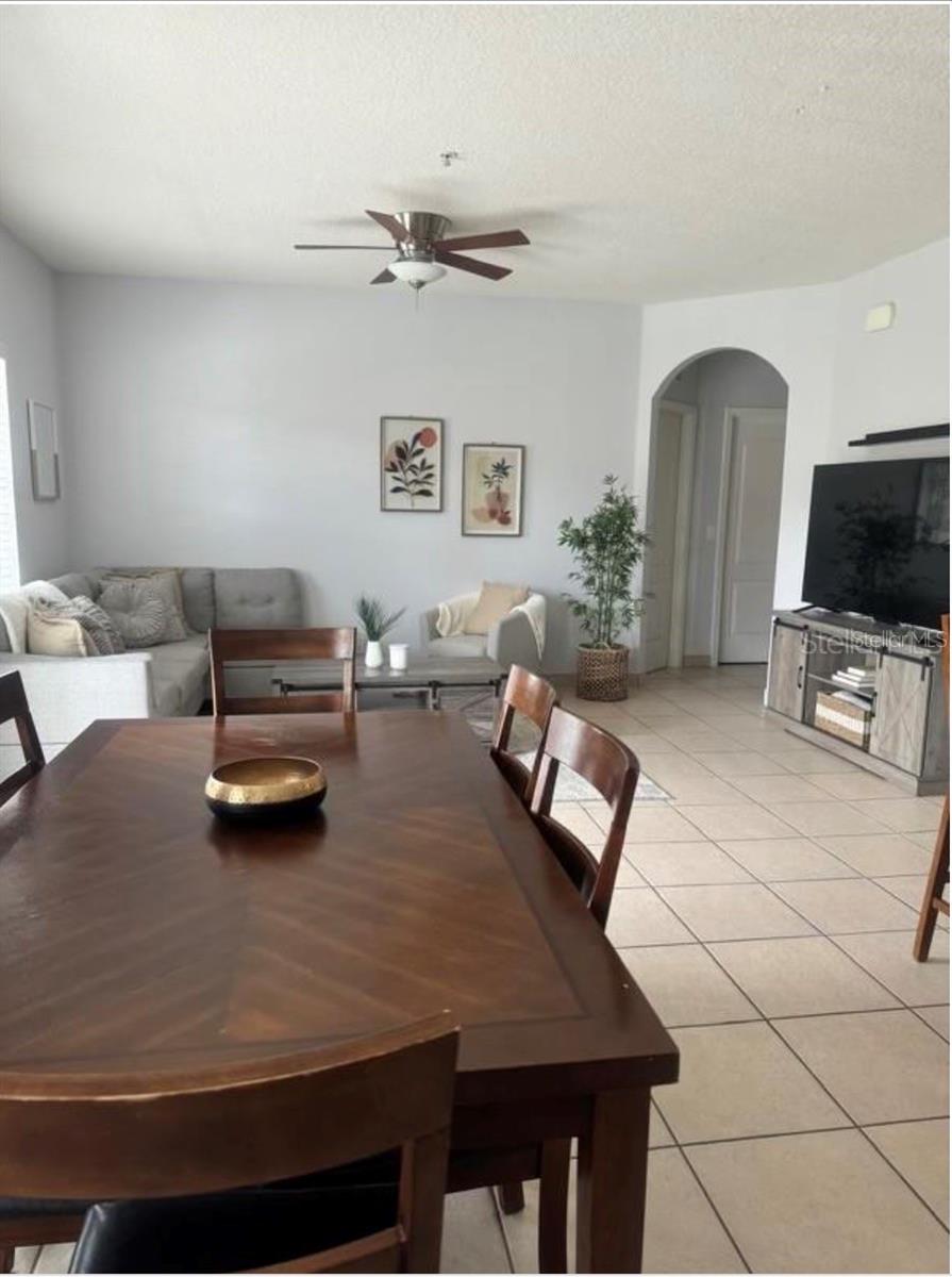 2260 Betsy Ross Ln Property Photo 10