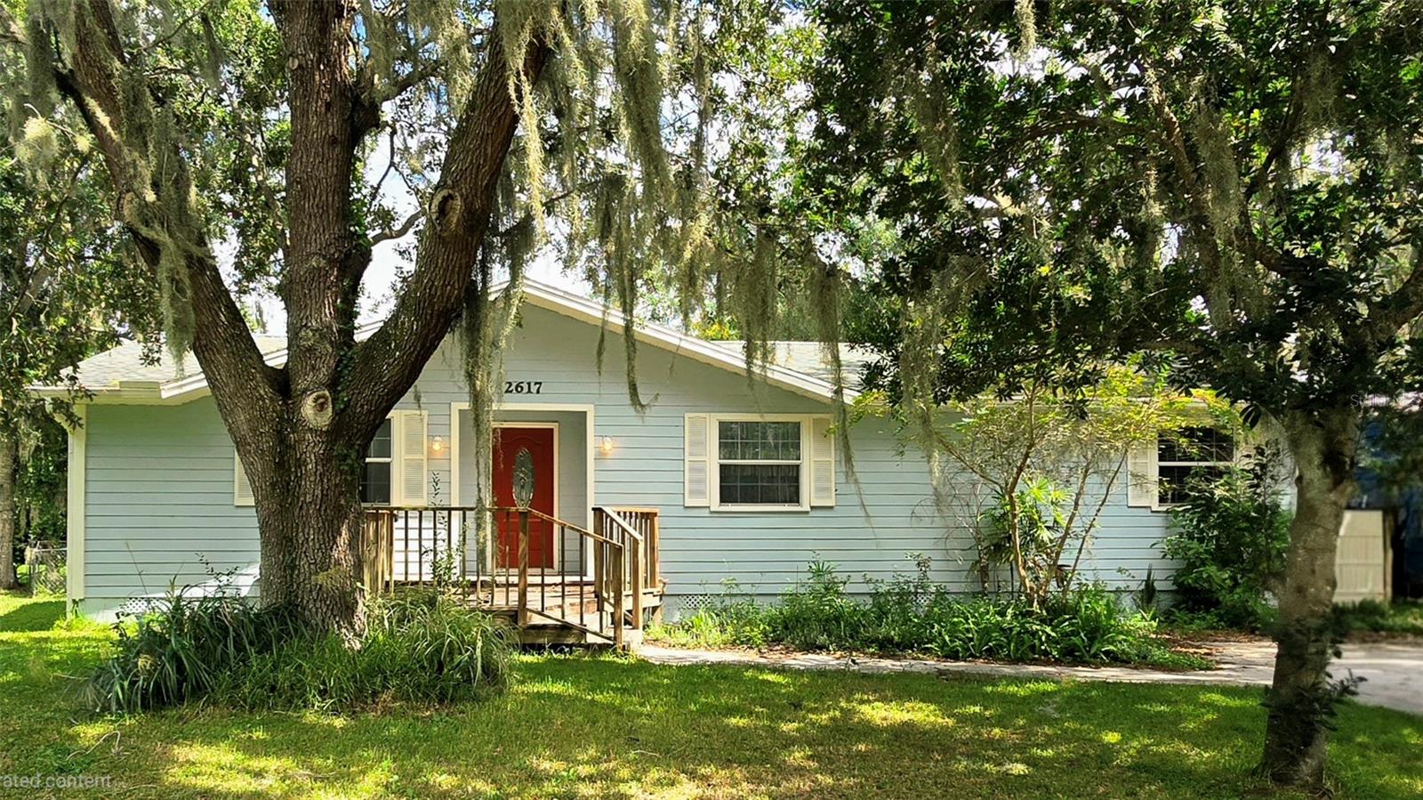 2617 Pine Tree Dr Property Photo 3