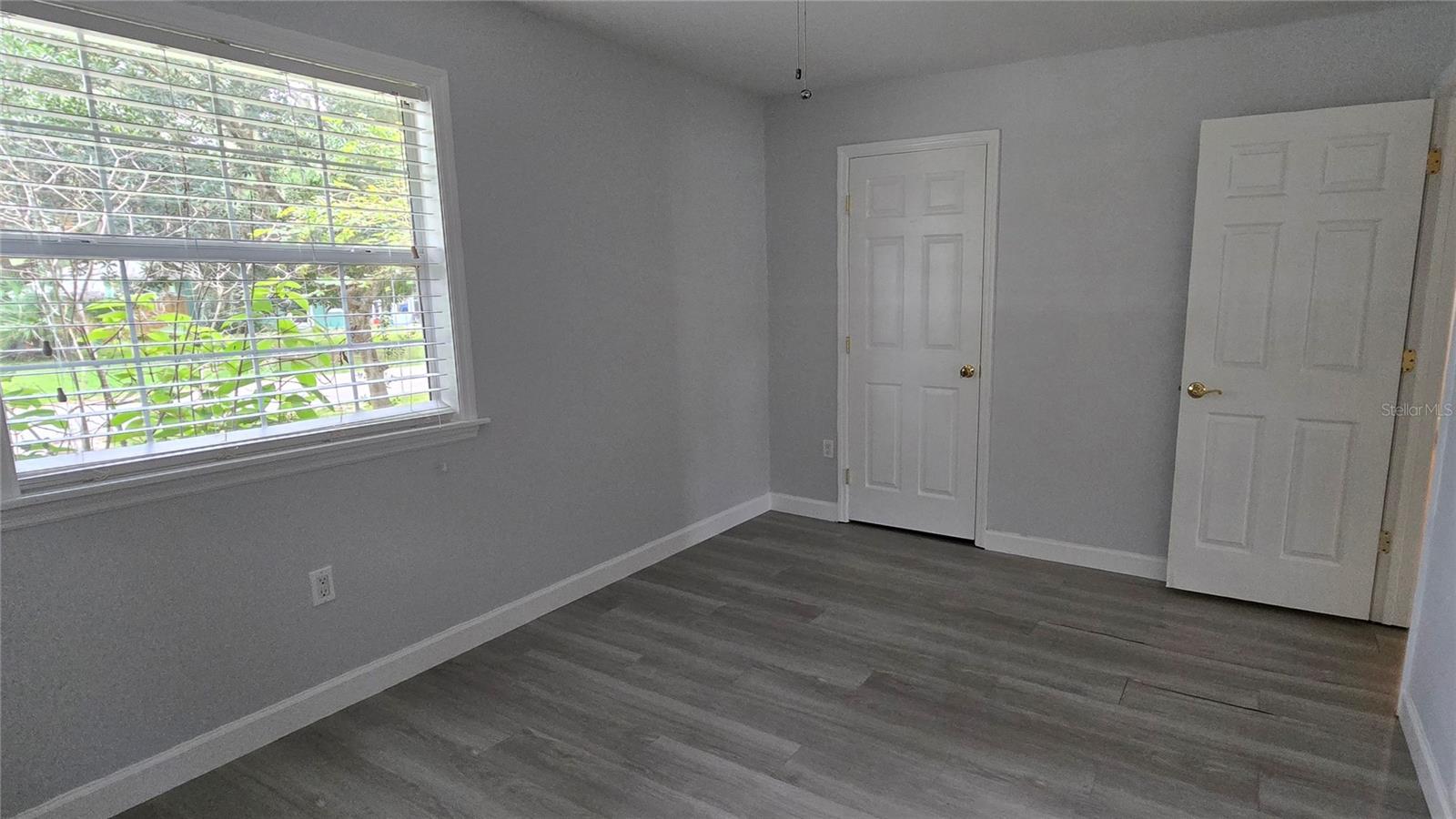 2617 Pine Tree Dr Property Photo 28