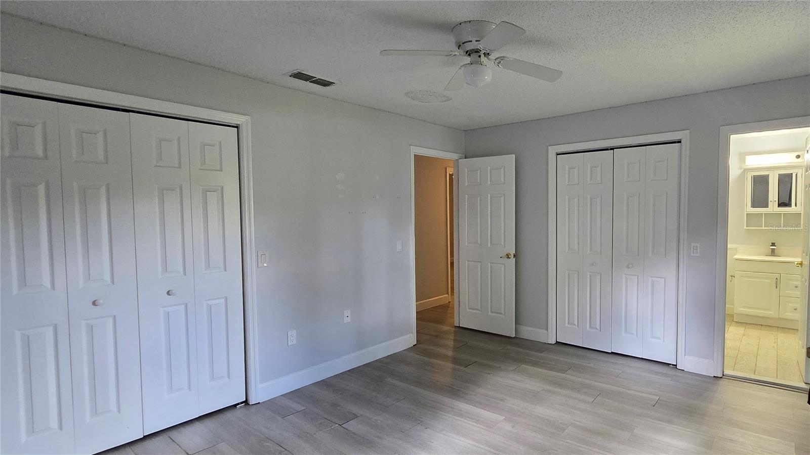 2617 Pine Tree Dr Property Photo 30
