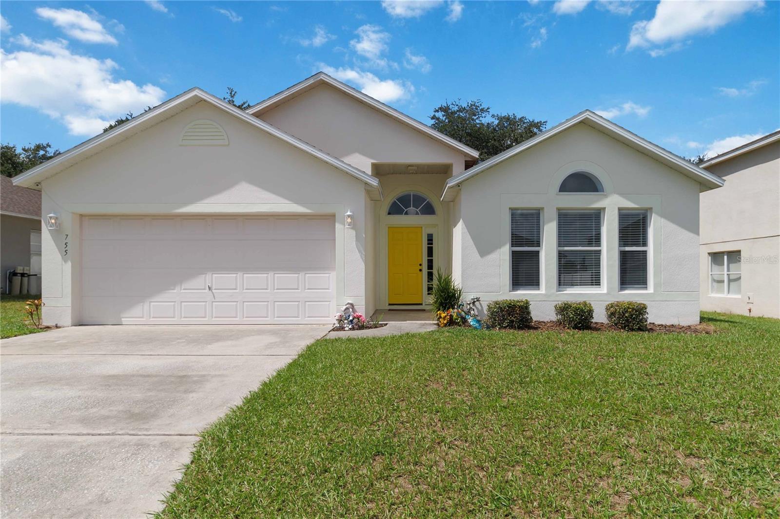 755 LOBELIA DR Property Photo 1