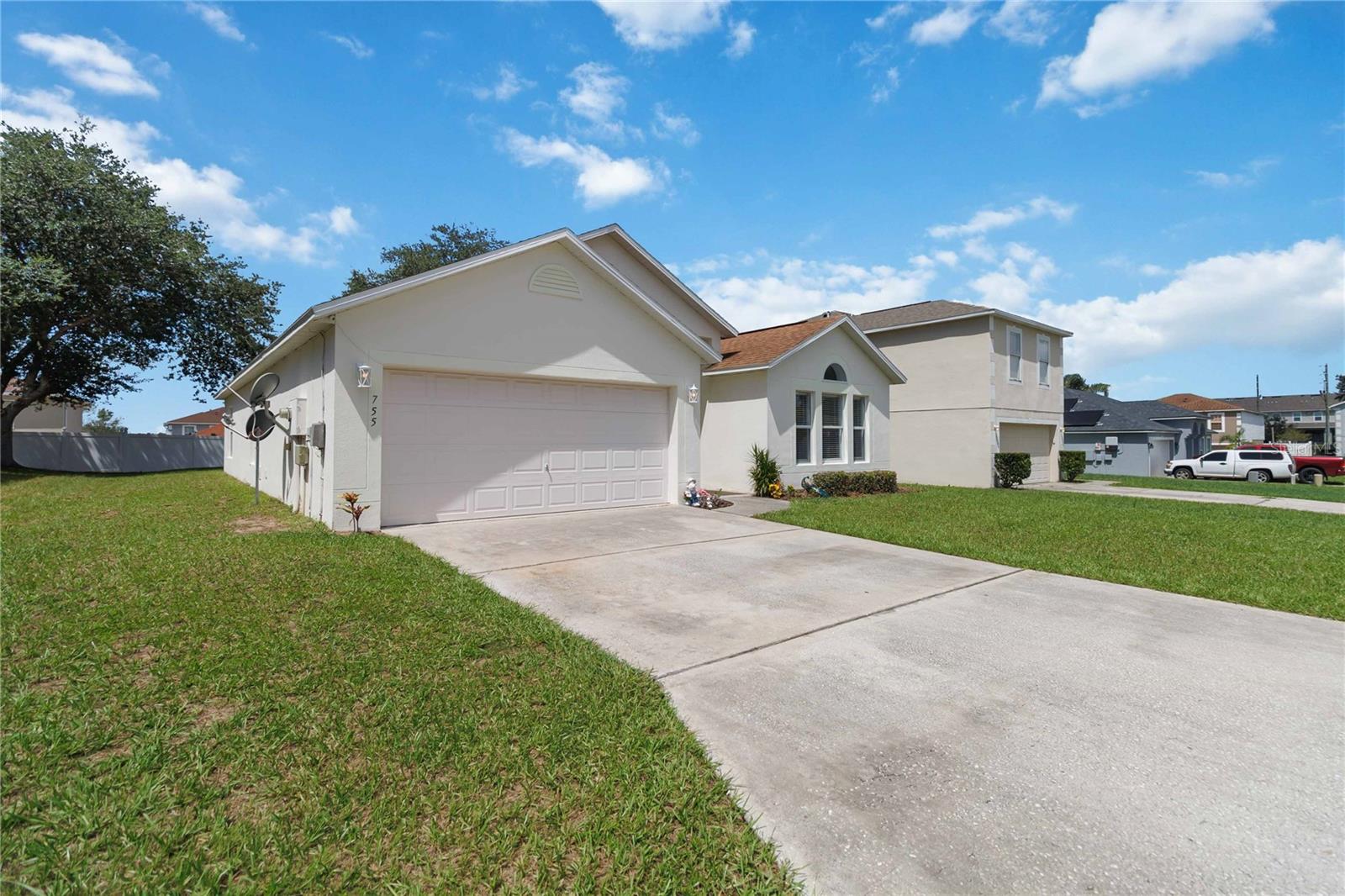 755 Lobelia Dr Property Photo 12