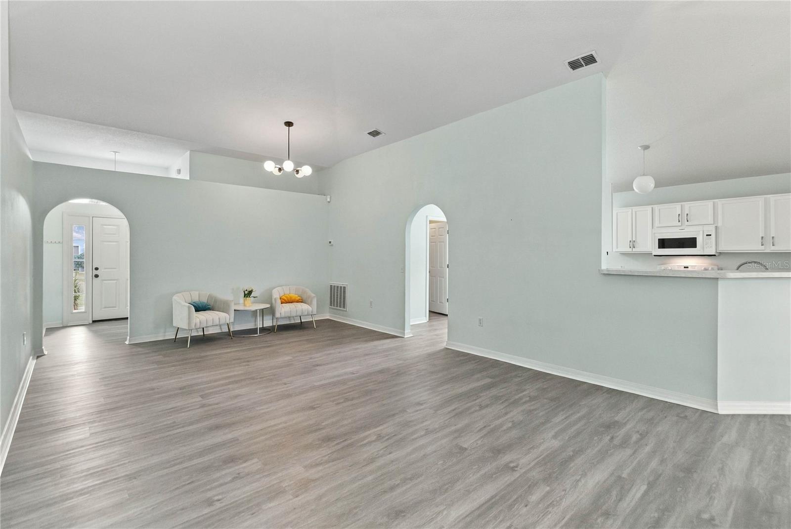 755 Lobelia Dr Property Photo 15