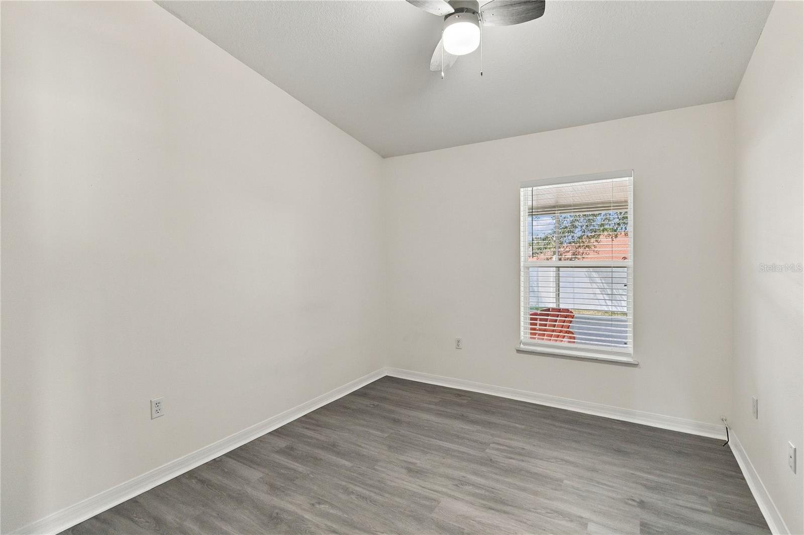 755 Lobelia Dr Property Photo 25