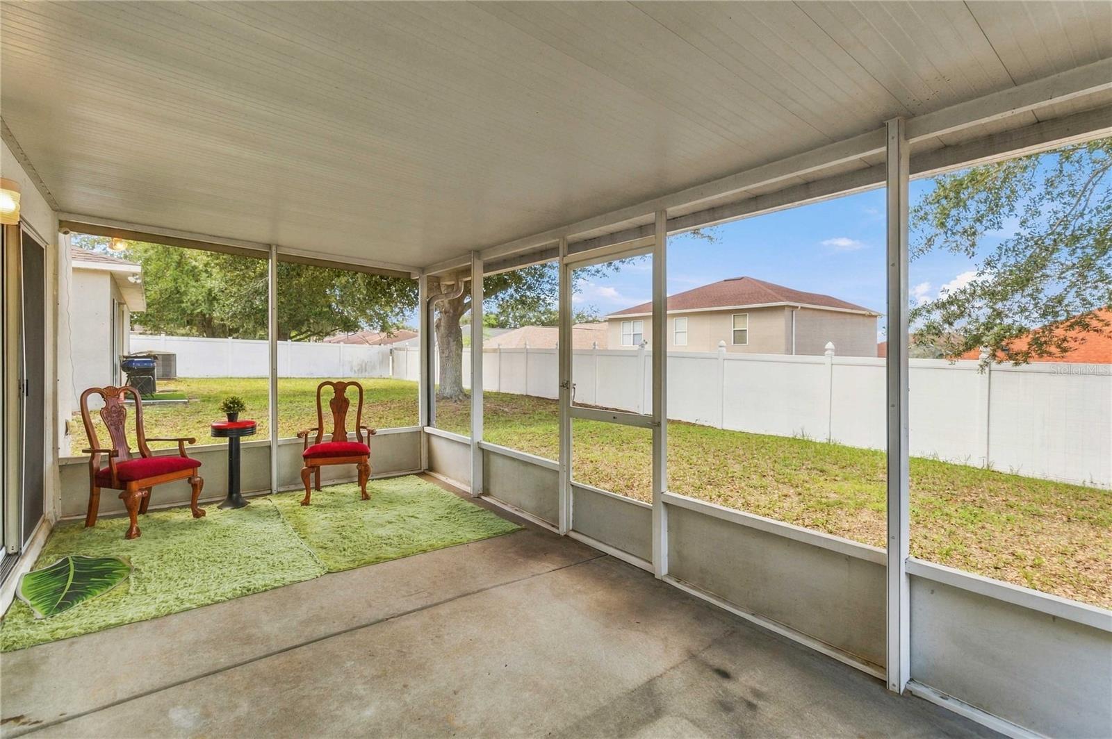 755 Lobelia Dr Property Photo 32