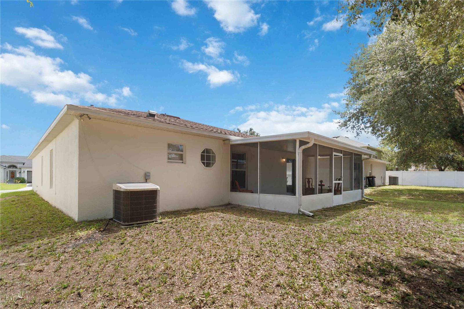 755 Lobelia Dr Property Photo 34