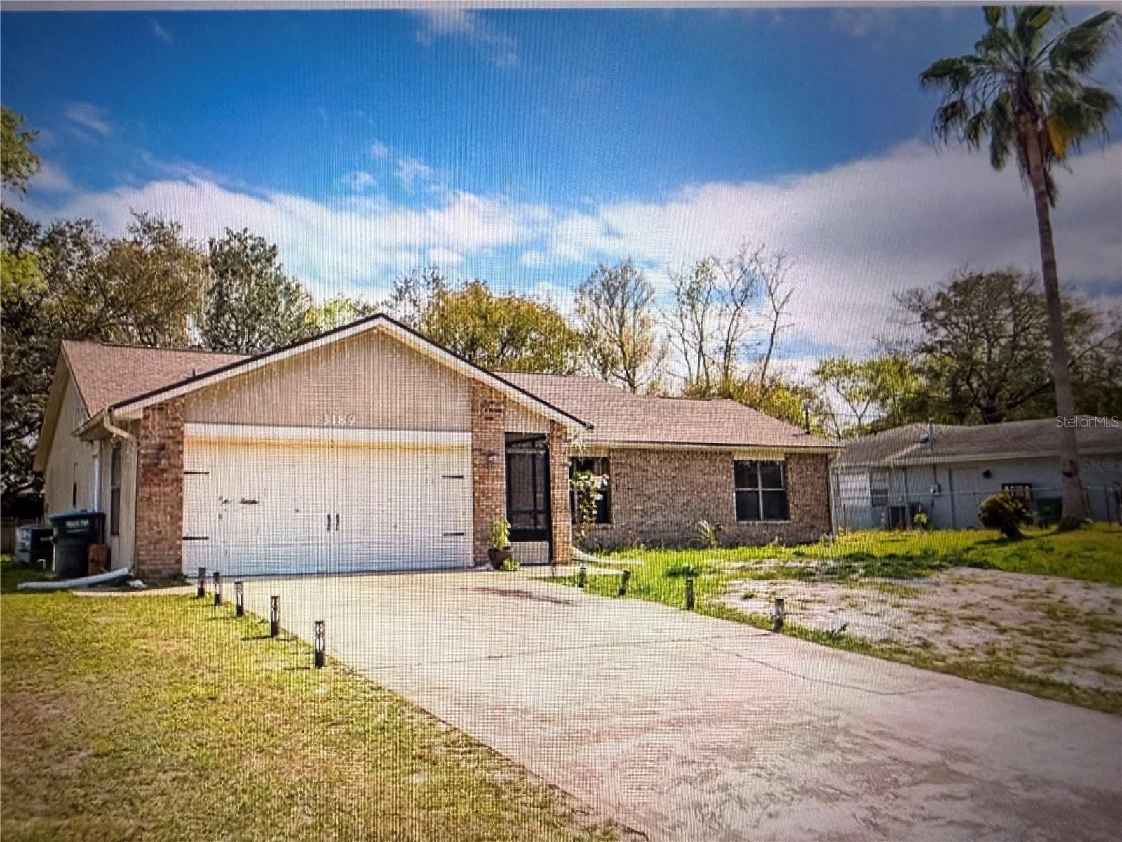 3189 Saint James Ave Property Photo 1