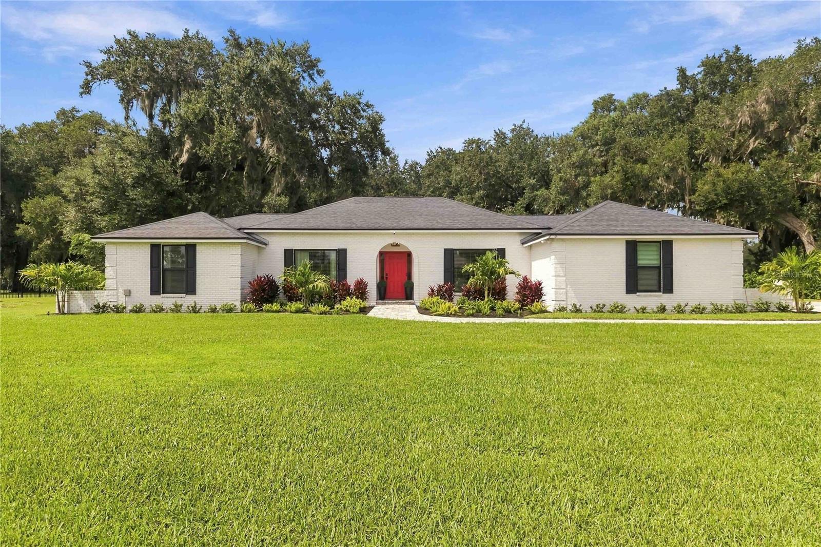 3180 Whisper Wind Dr Property Photo 1