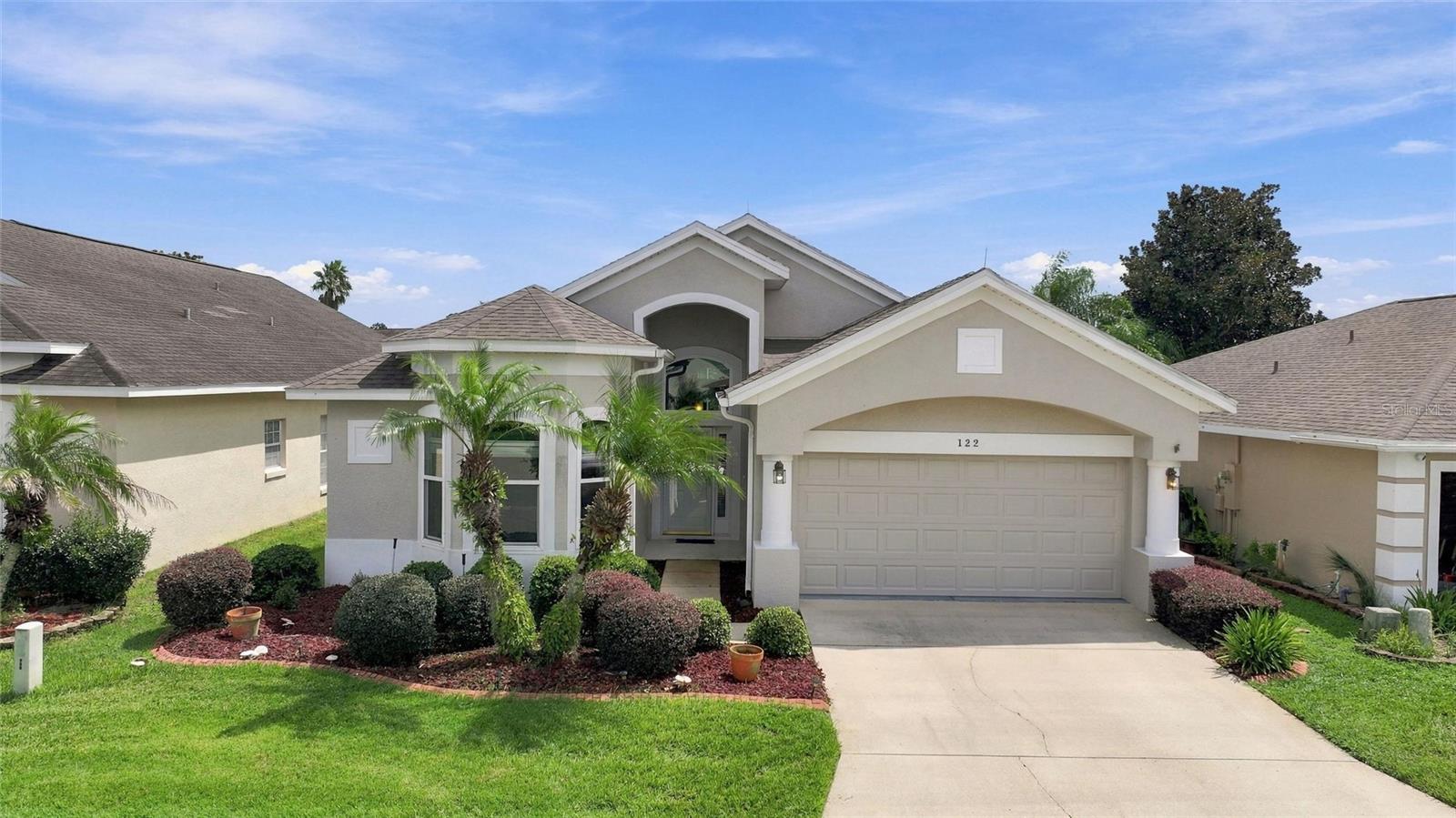 122 Oak Hammock Dr Property Photo 1