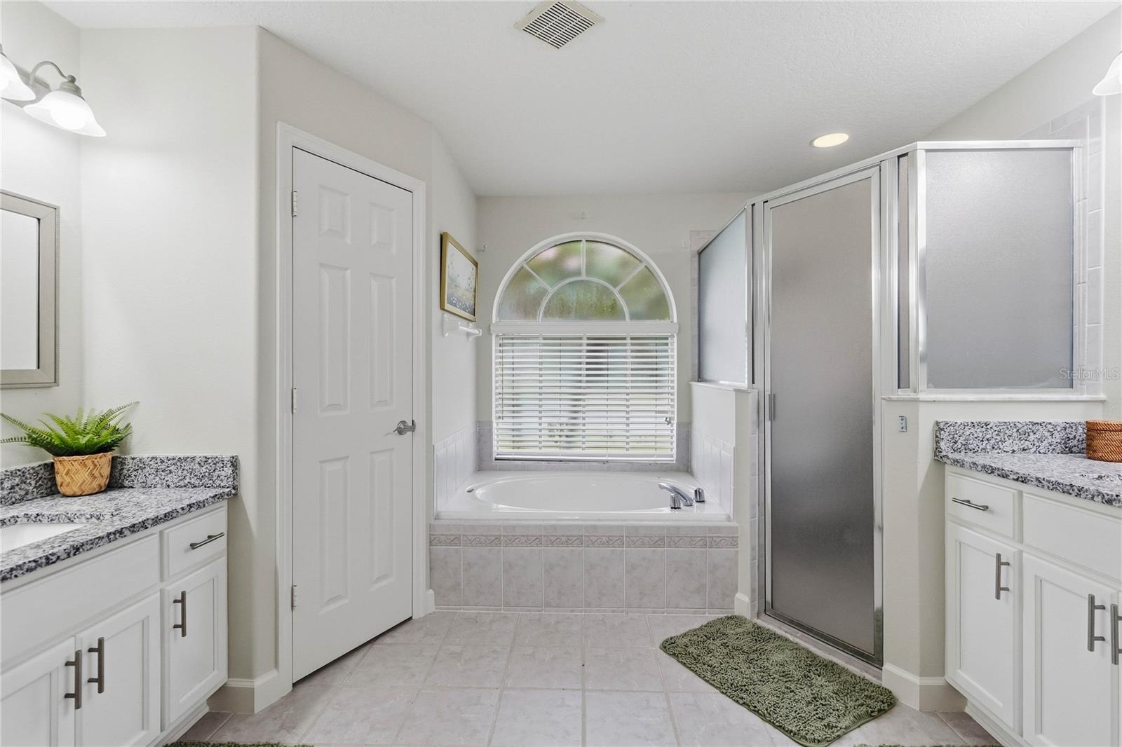 761 Chamberlin Trl Property Photo 34
