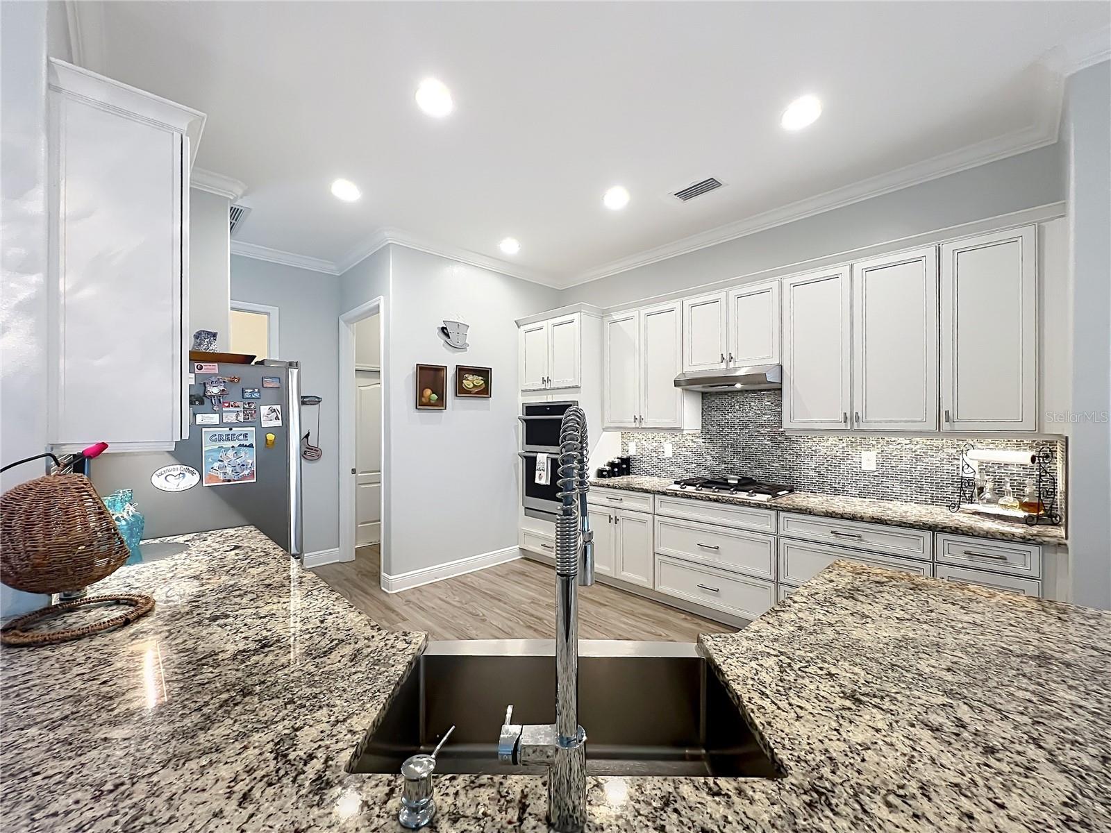 2595 Jolena Dr Property Photo 11