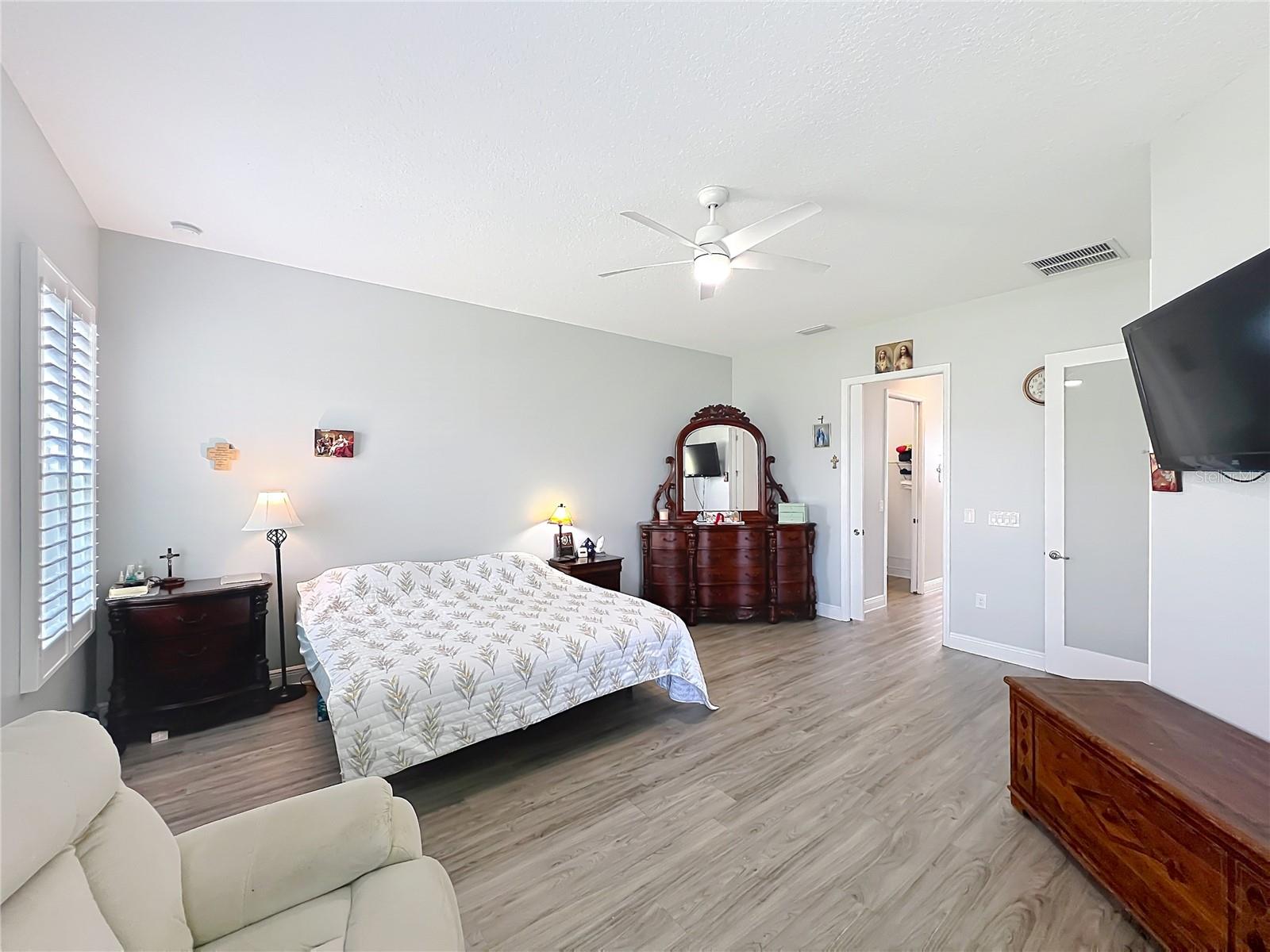 2595 Jolena Dr Property Photo 18