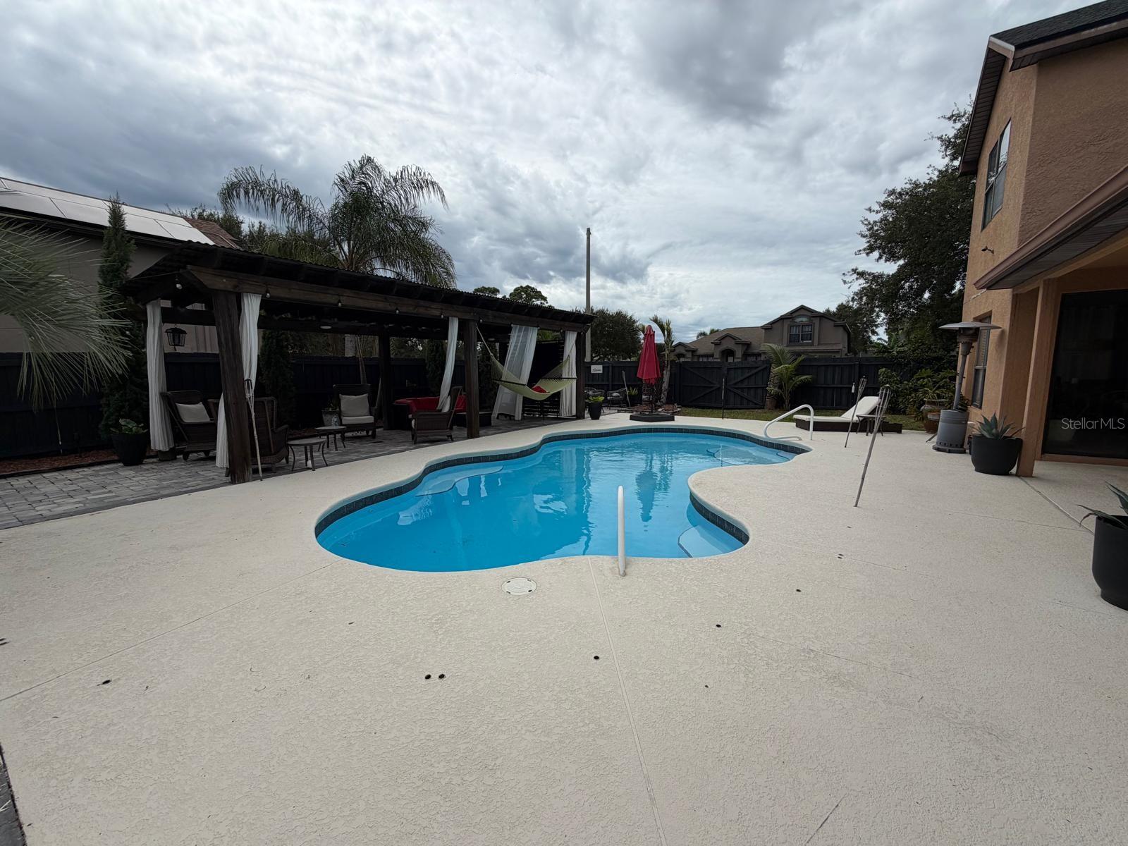 1373 Bent Palm Dr Property Photo 4