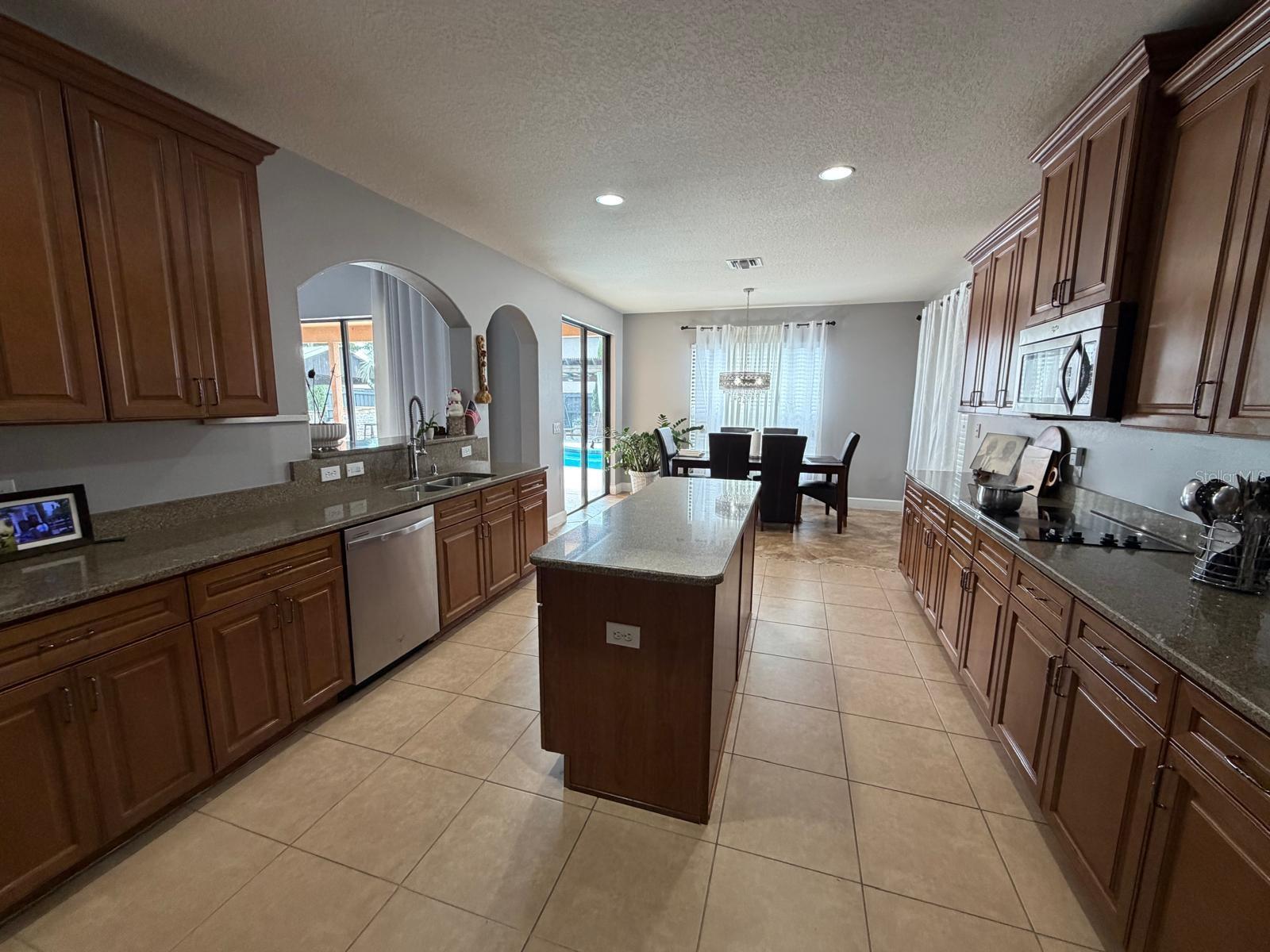 1373 Bent Palm Dr Property Photo 22