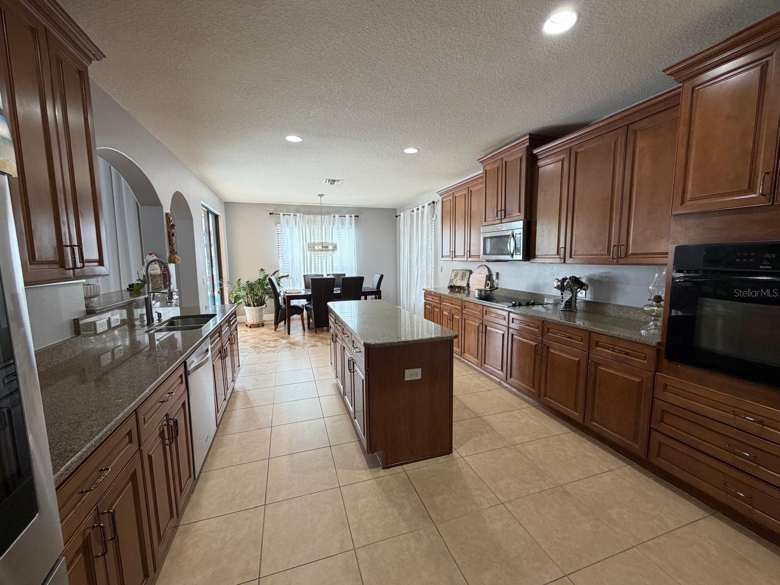1373 Bent Palm Dr Property Photo 23