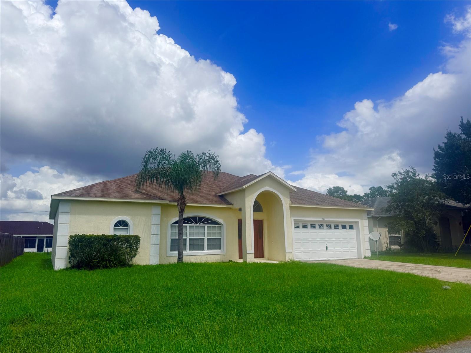 327 Alegriano Ct Property Photo 1