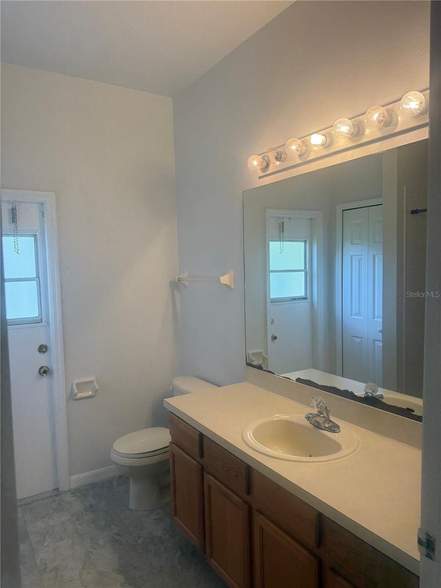 327 Alegriano Ct Property Photo 28