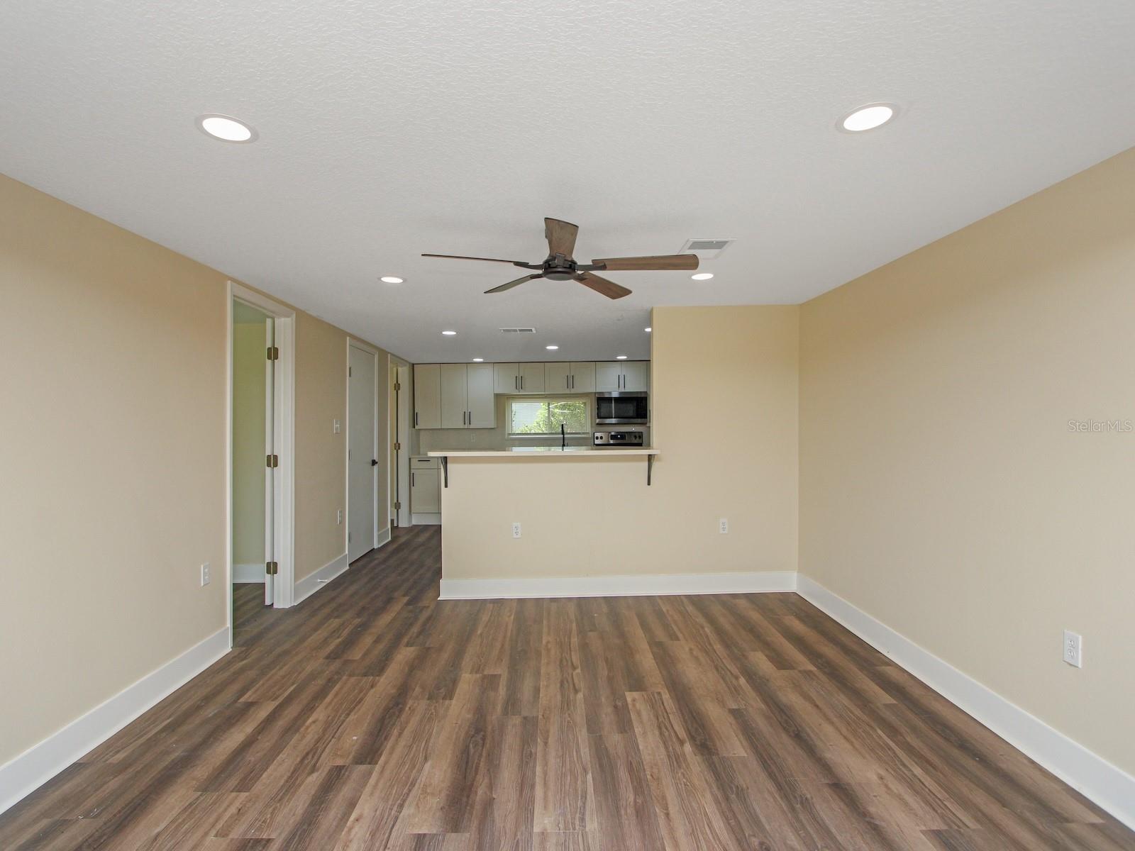 4265 Palm Dr Property Photo 9