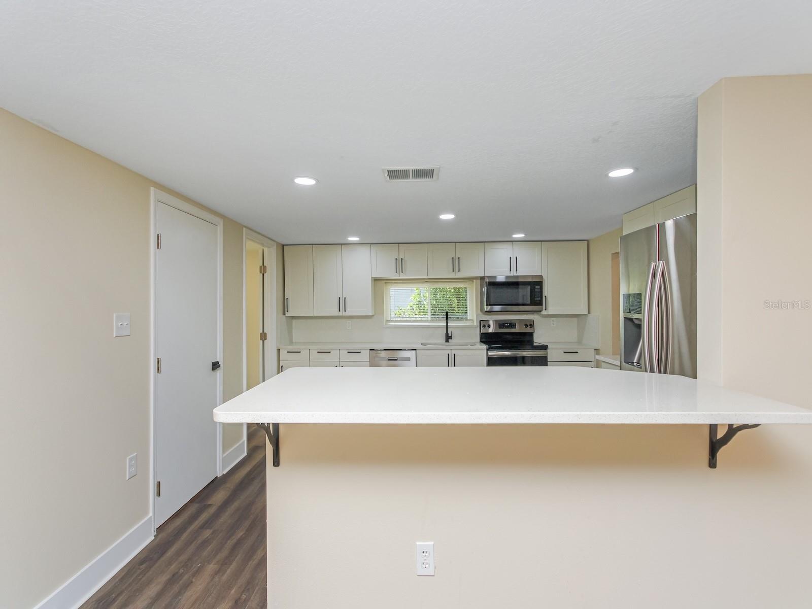 4265 Palm Dr Property Photo 11