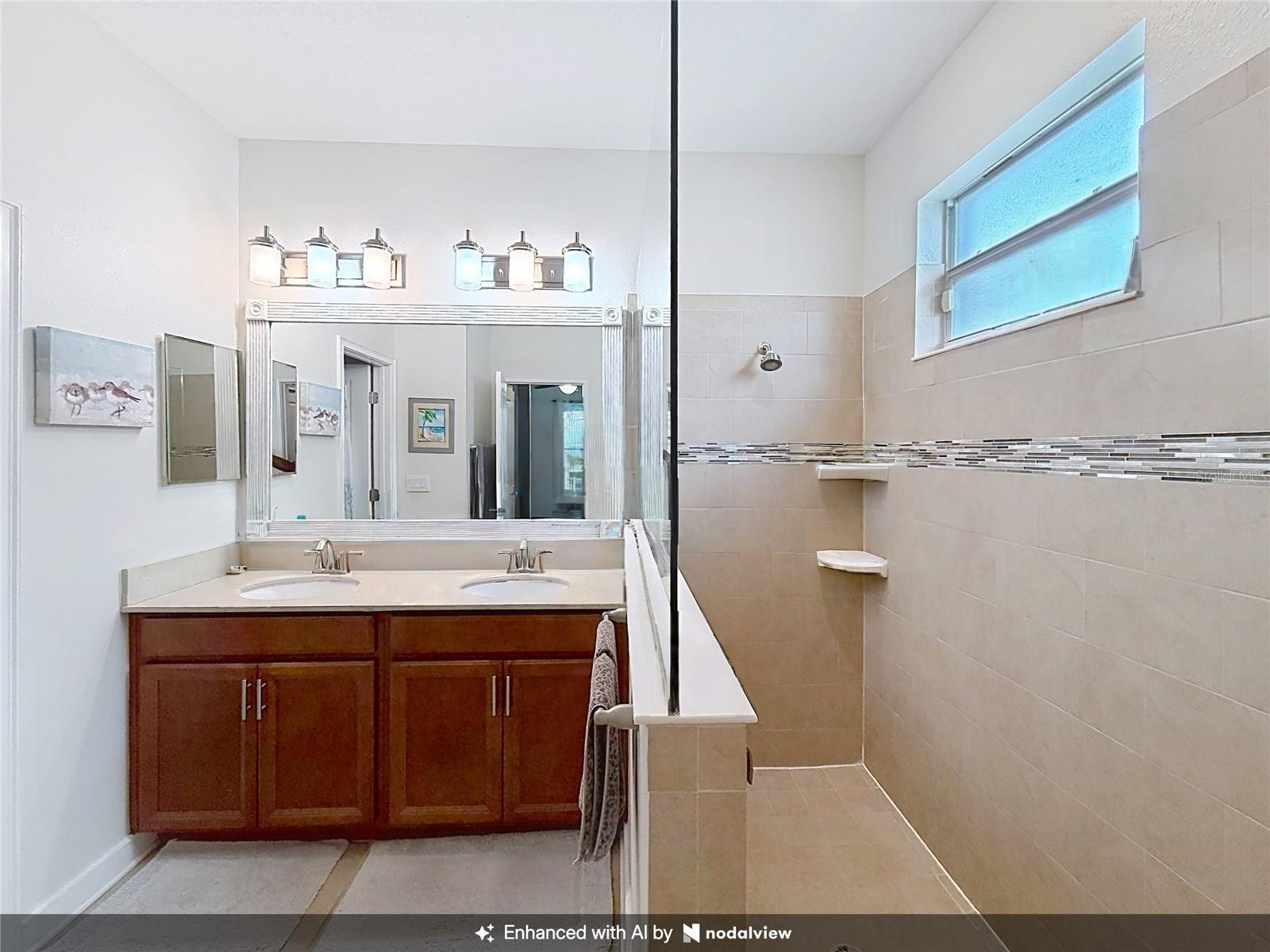 2911 Woodward Ln Property Photo 10