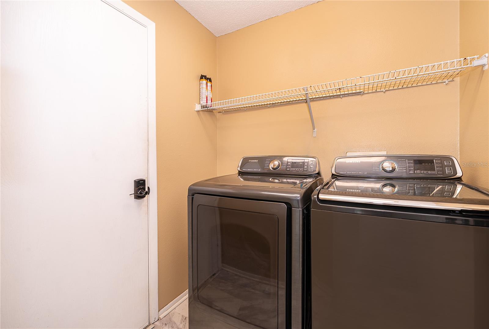3102 Holland Dr Property Photo 11