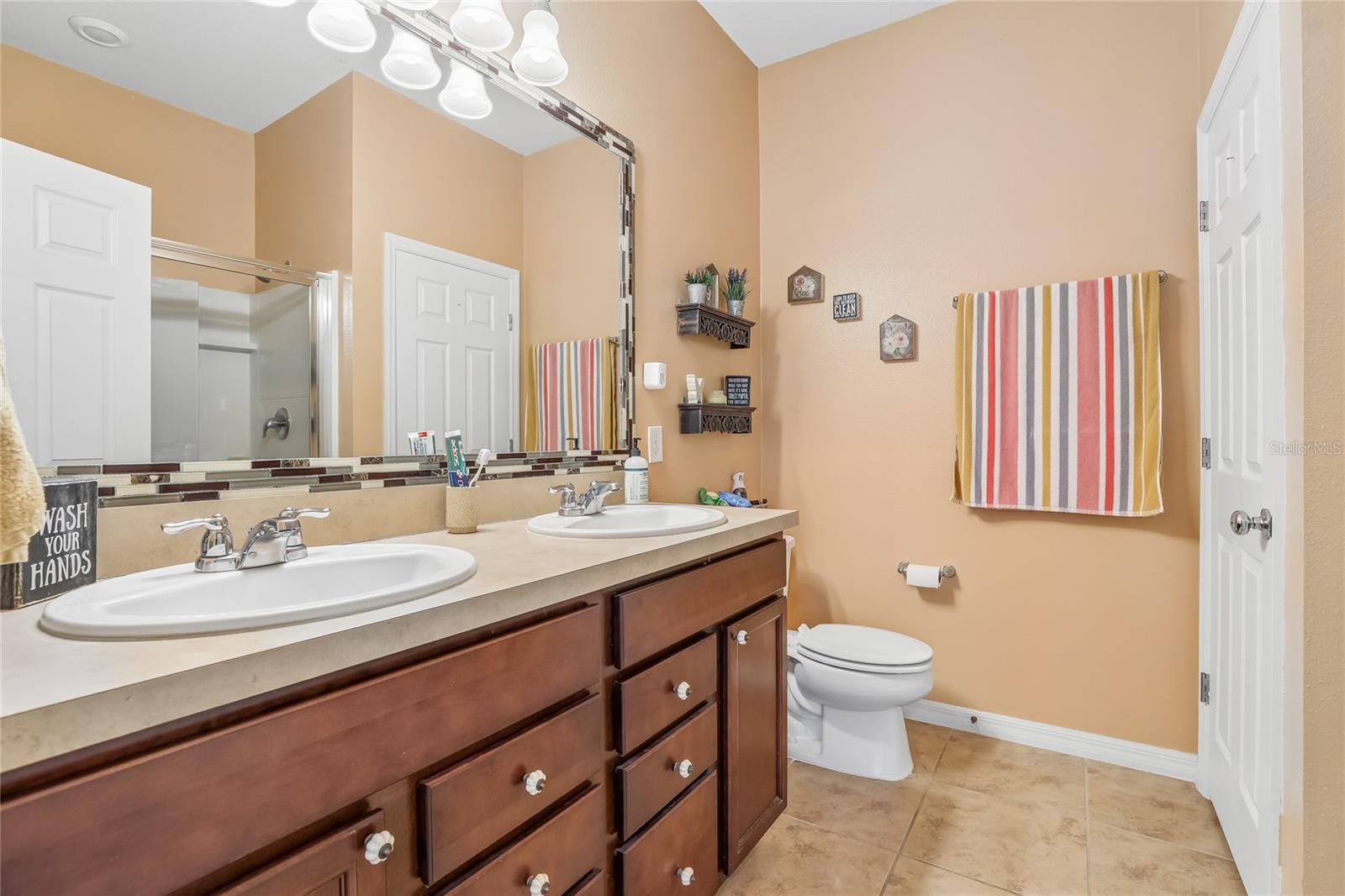 1808 Cayman Cove Cir Property Photo 28