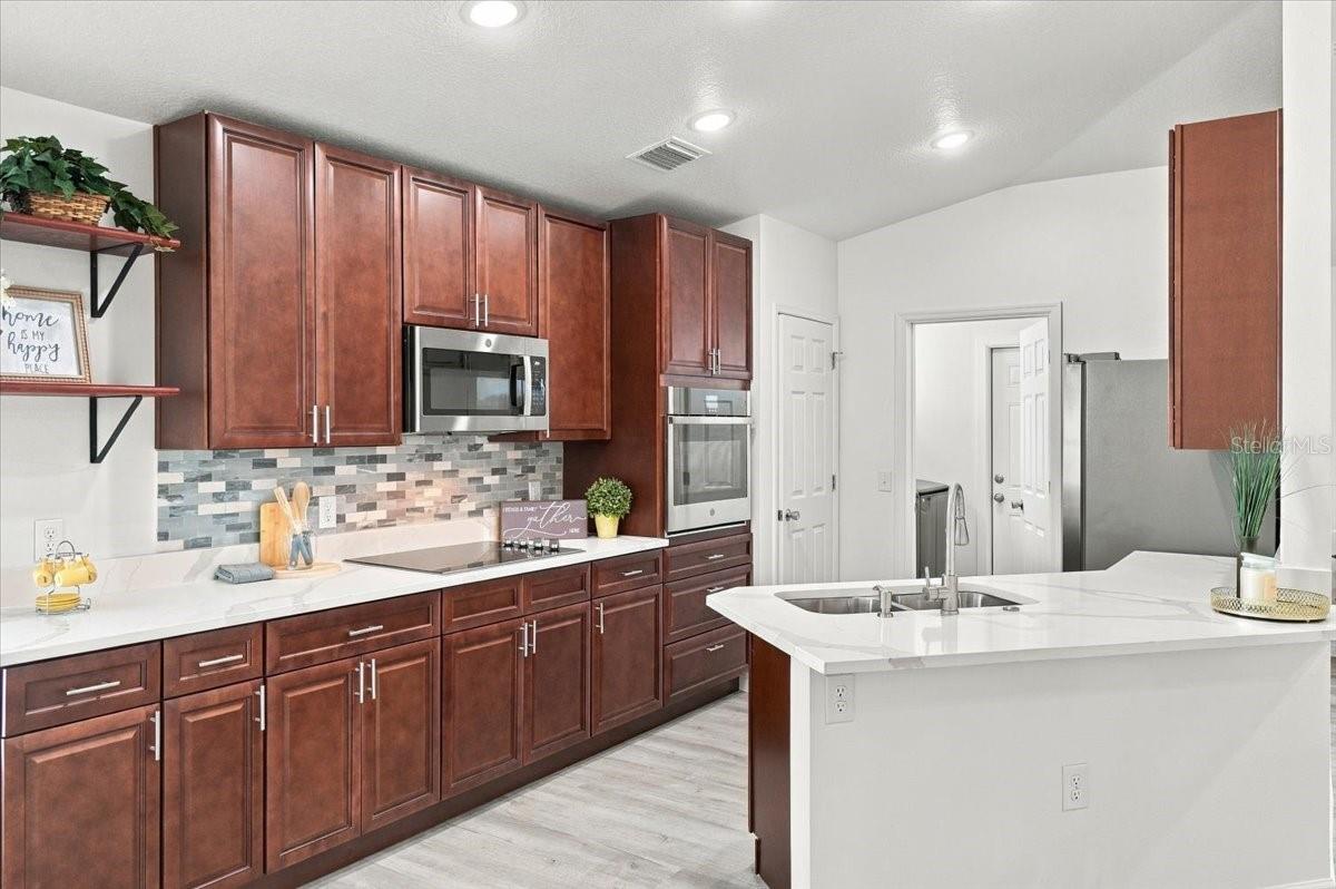 1128 Avenue K Property Photo 6