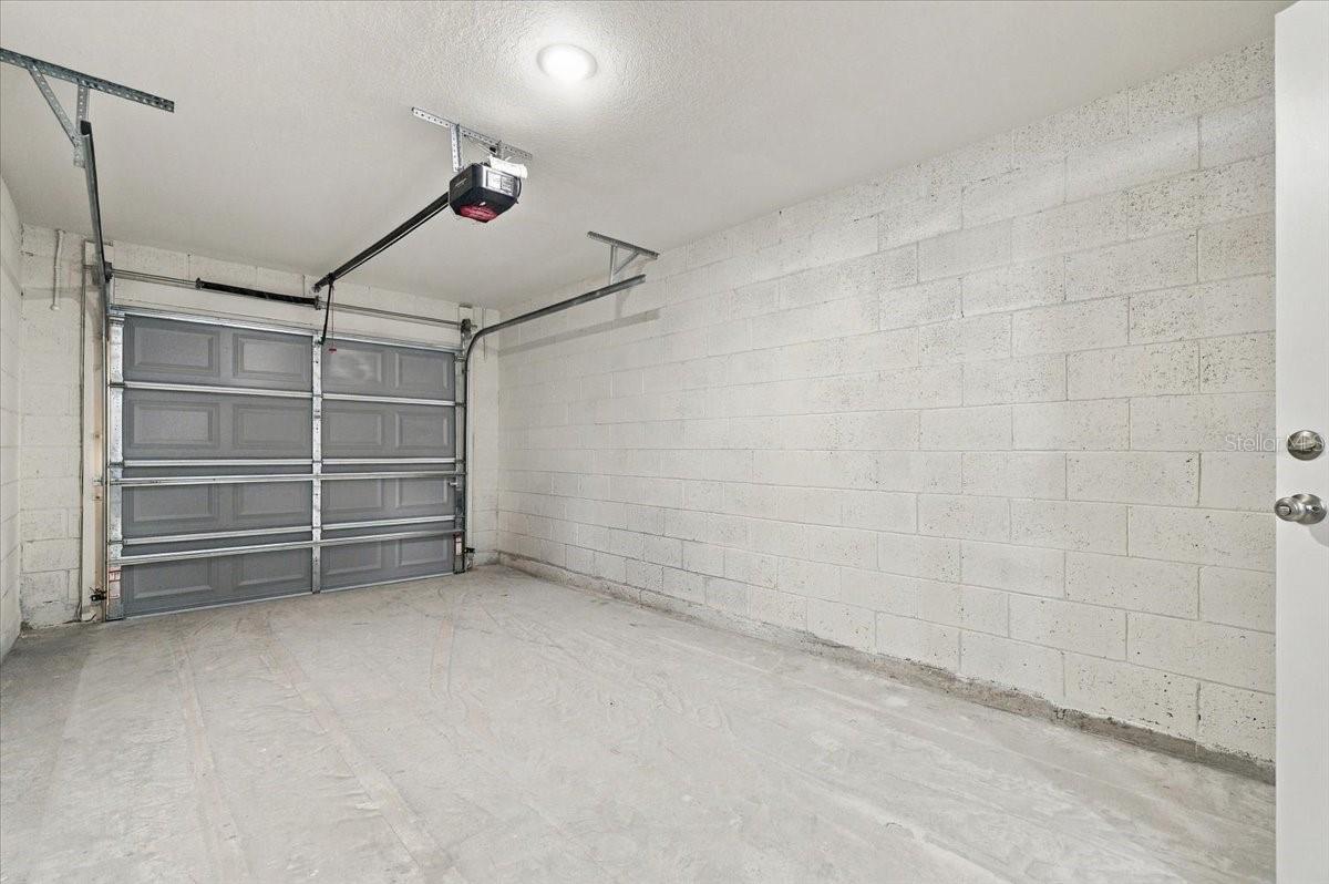 1128 Avenue K Property Photo 22