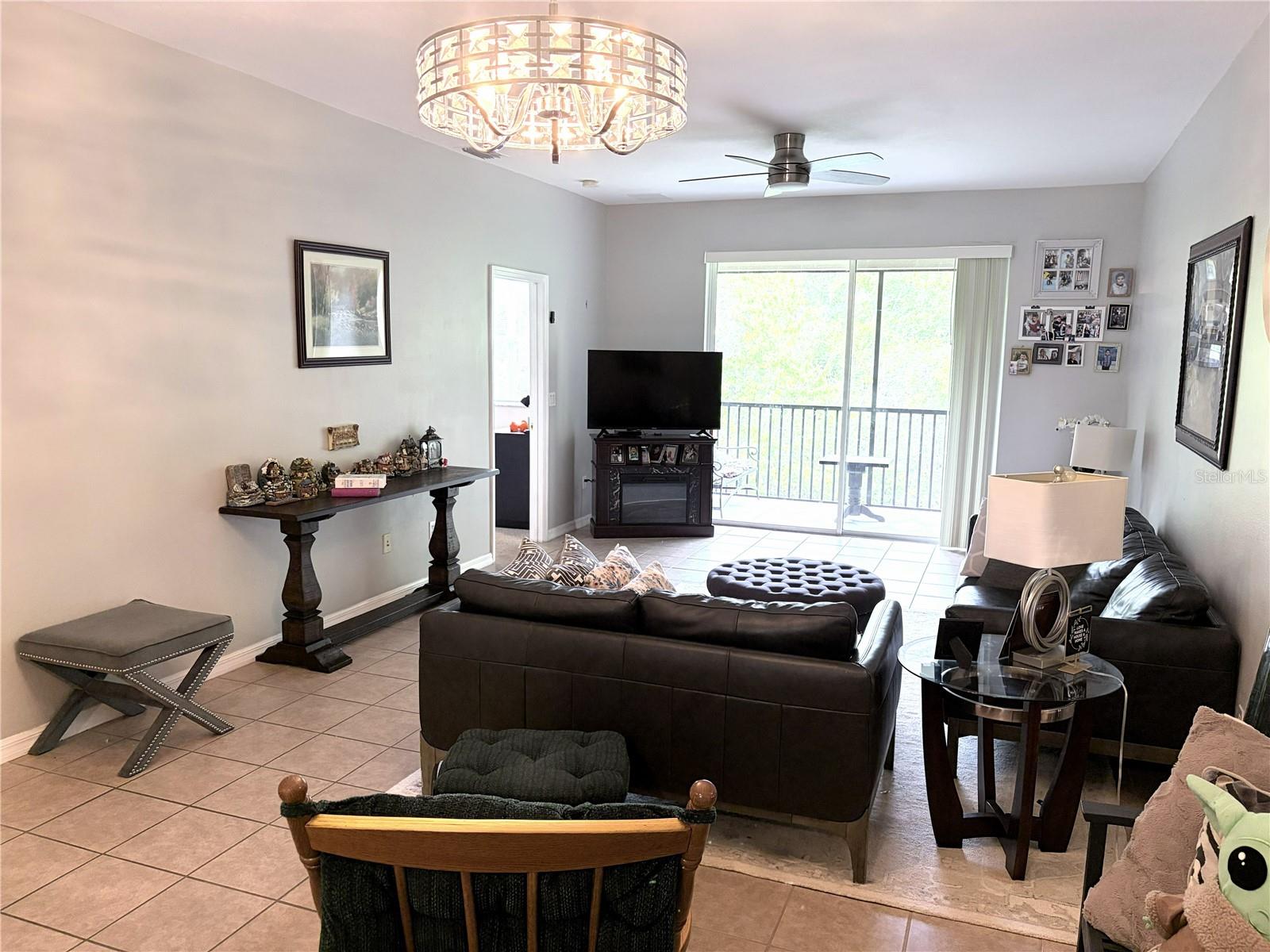 9422 Myrtle Creek Ln #812 Property Photo 6