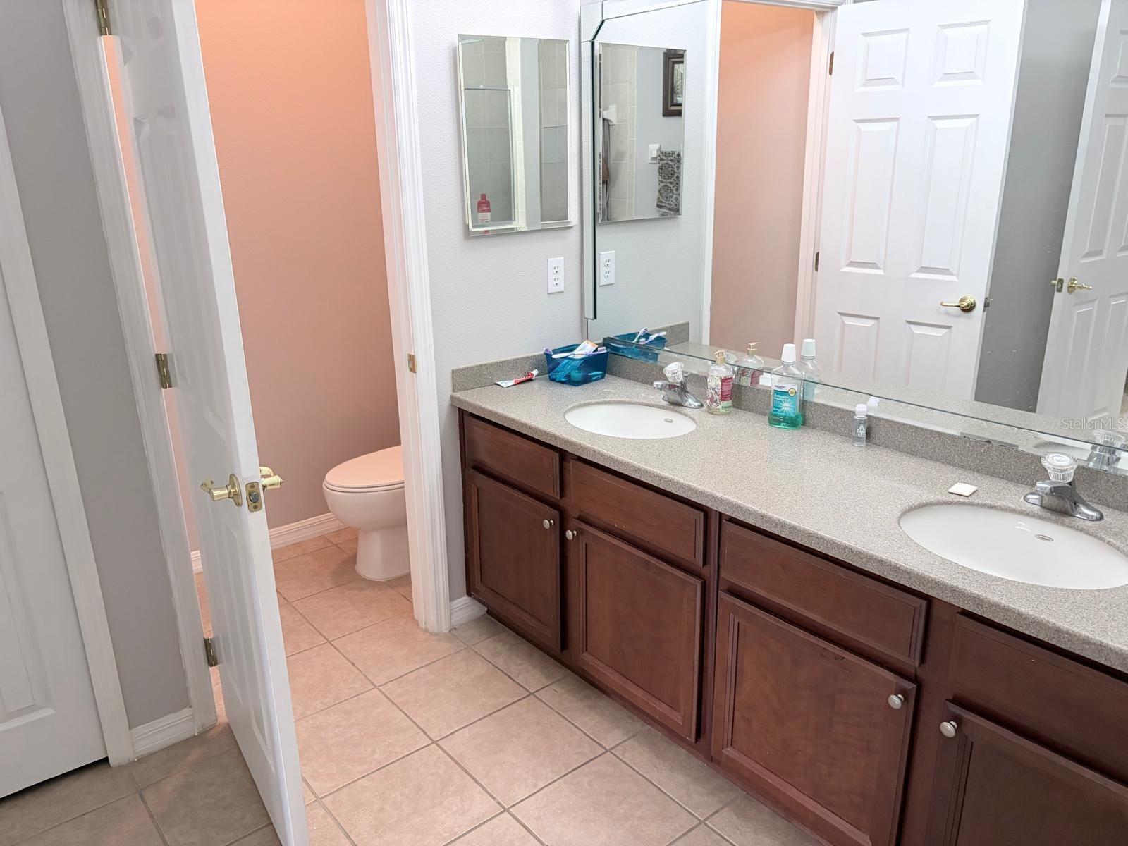 9422 Myrtle Creek Ln #812 Property Photo 14