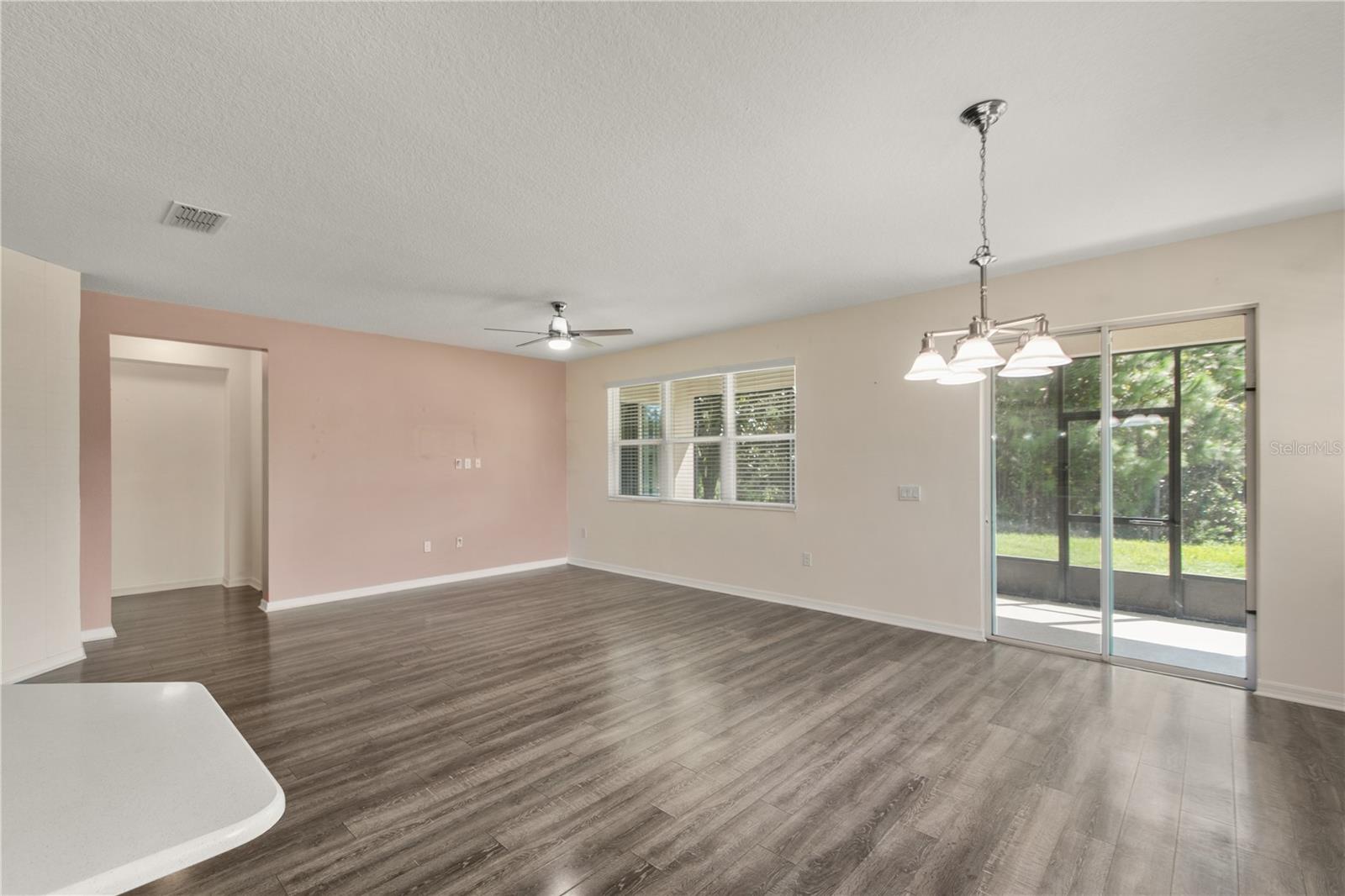8091 Bowery Dr Property Photo 11