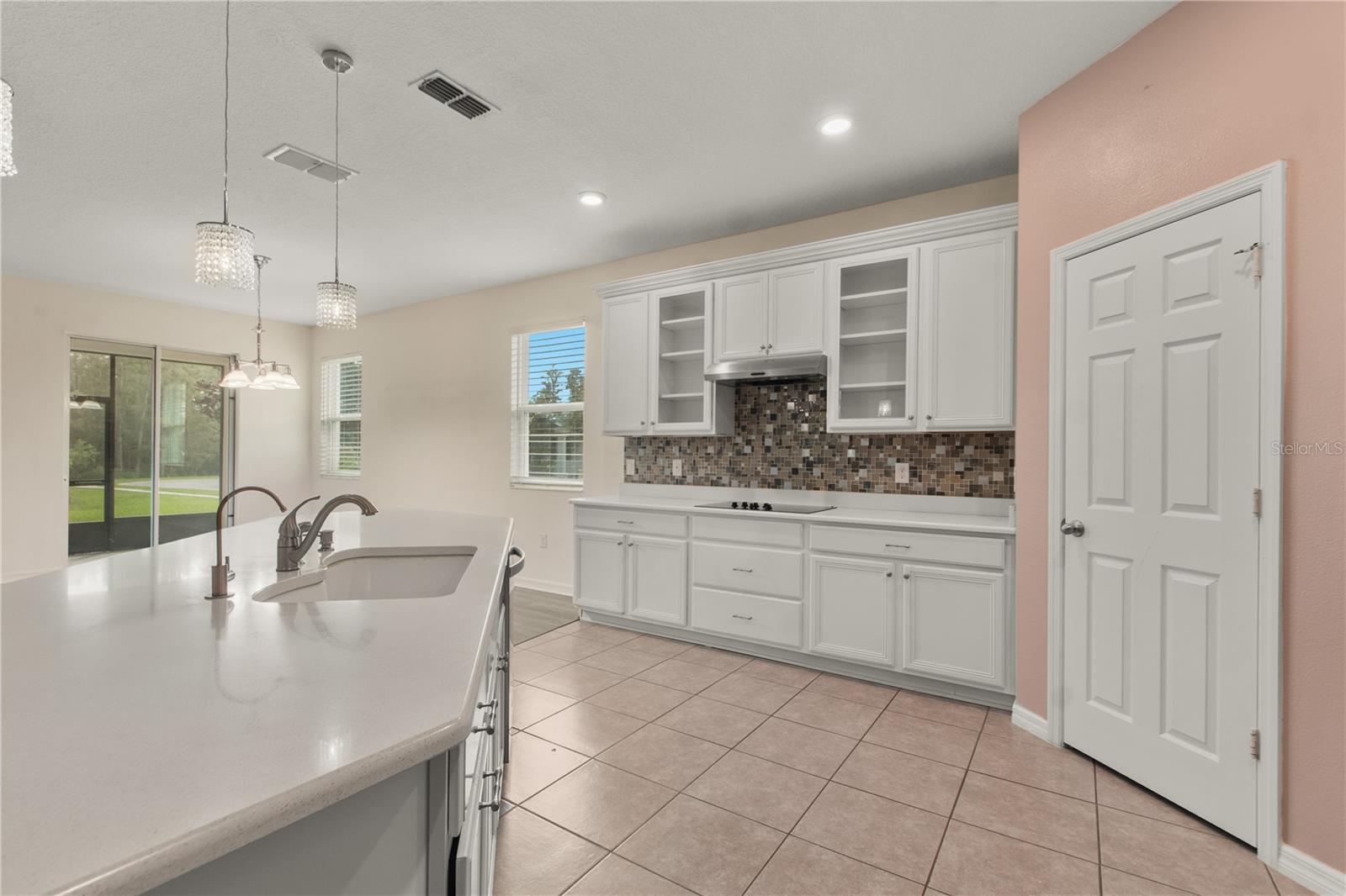 8091 Bowery Dr Property Photo 12