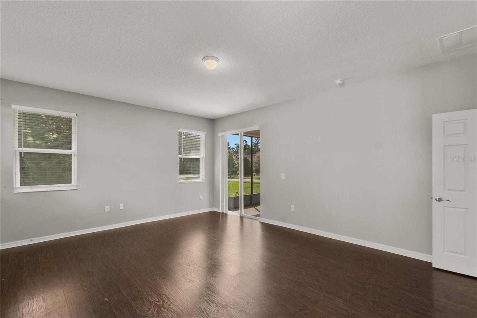 8091 Bowery Dr Property Photo 18