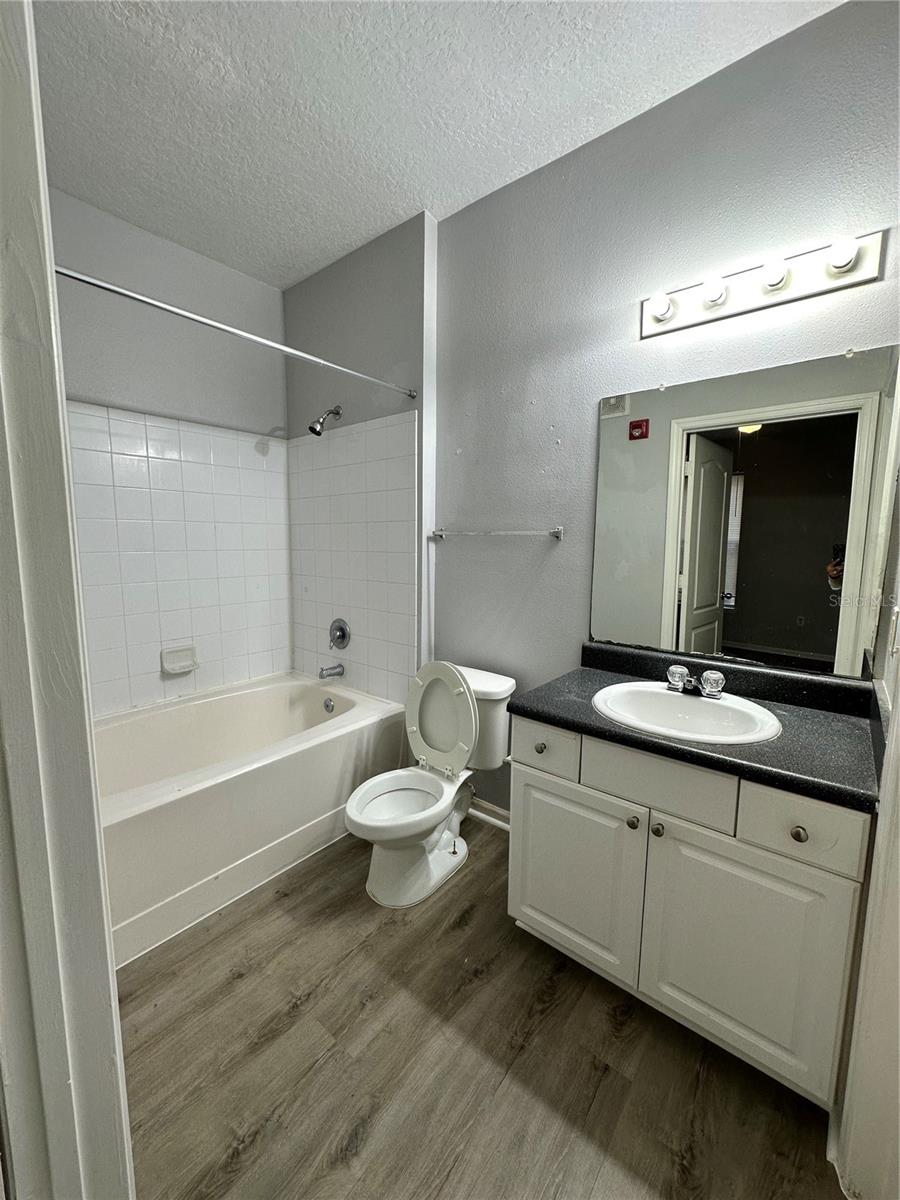 8848 Villa View Cir #104 Property Photo 4