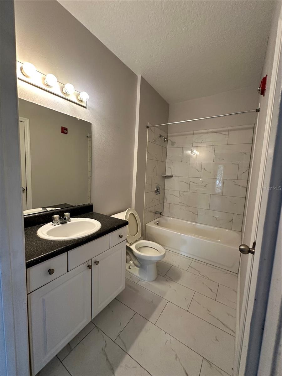 8848 Villa View Cir #104 Property Photo 5