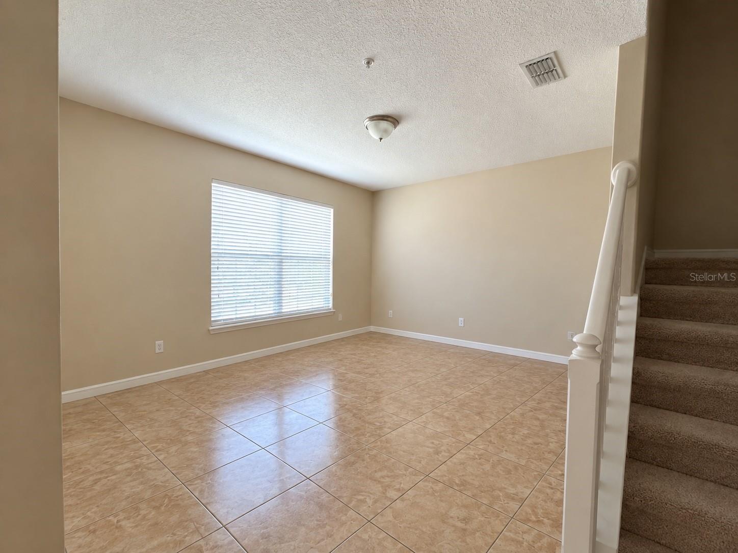 1554 Softshell St Property Photo 4