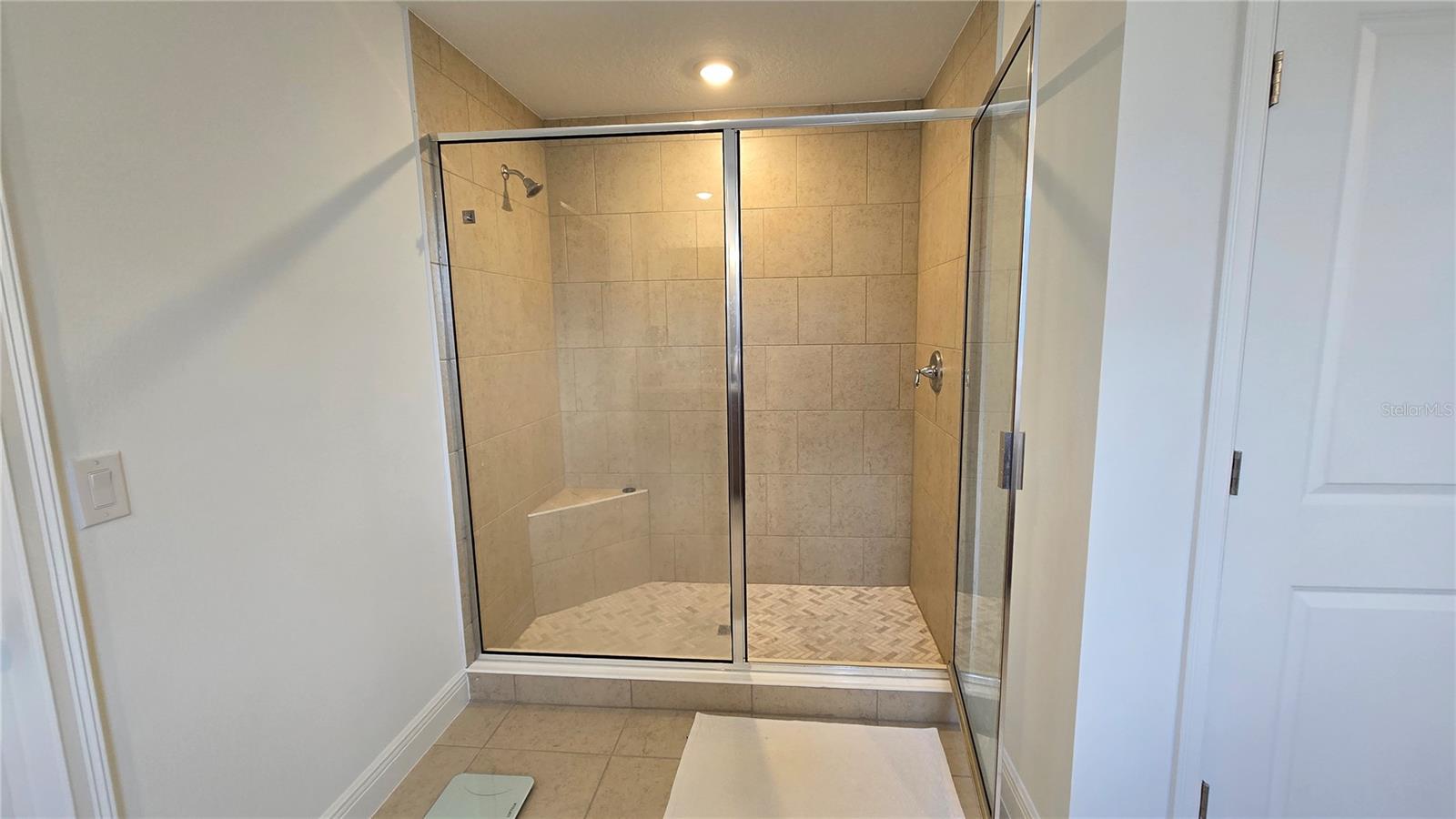 2268 Broadbrook Dr Property Photo 30
