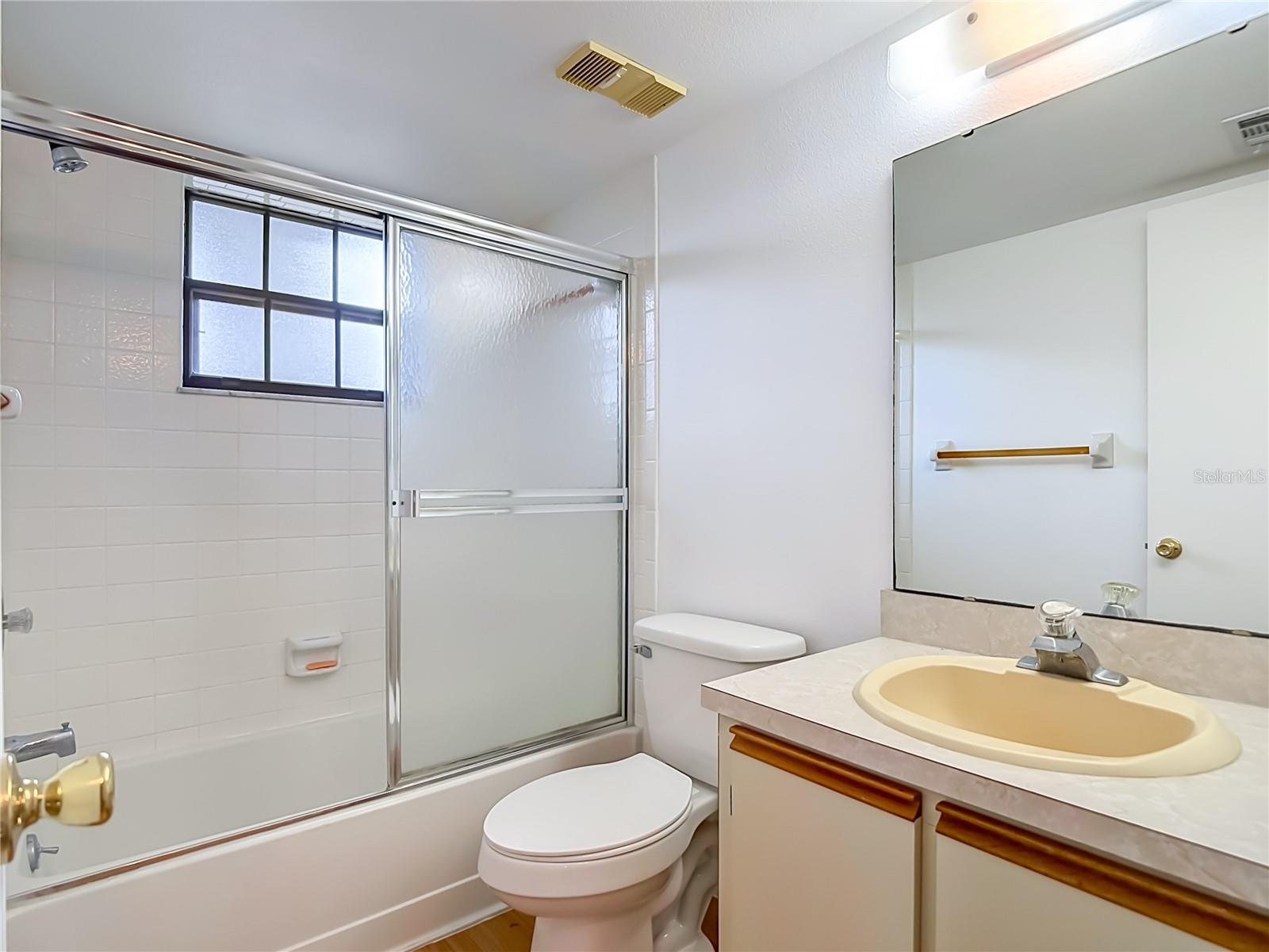19505 Quesada Ave #ee204 Property Photo 12