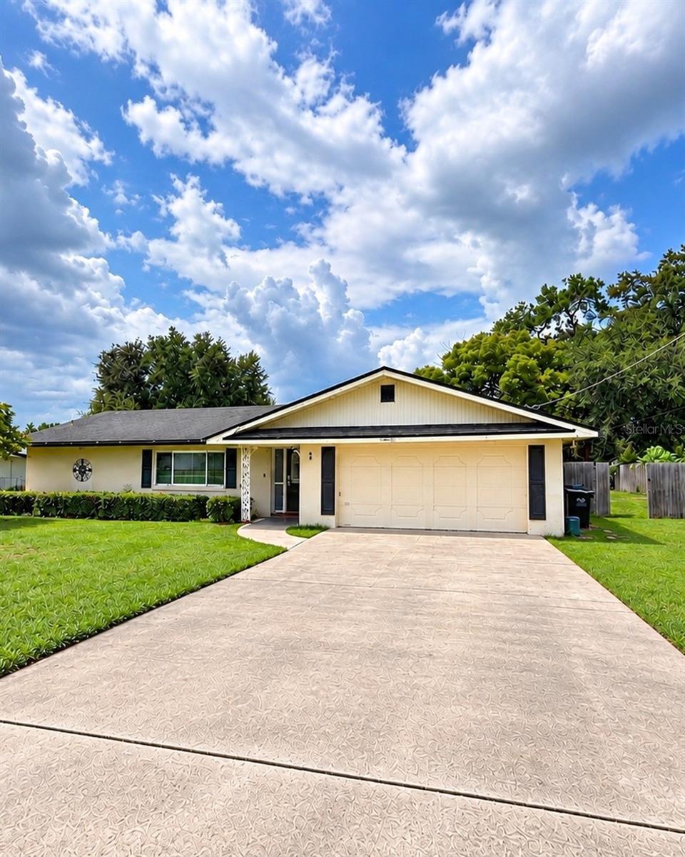 9 Winterset Dr Property Photo 1