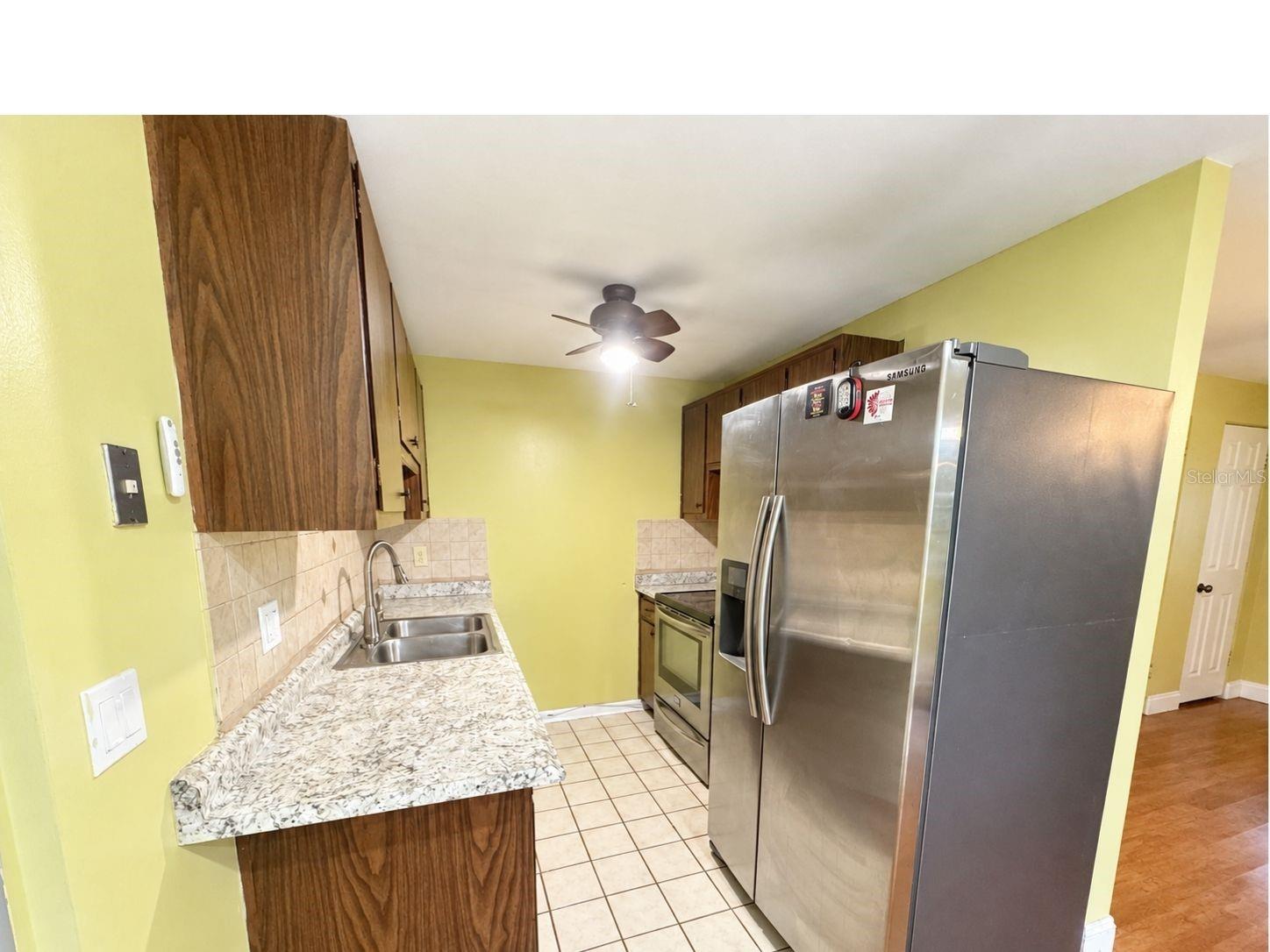 3022 Venice Way Property Photo 11