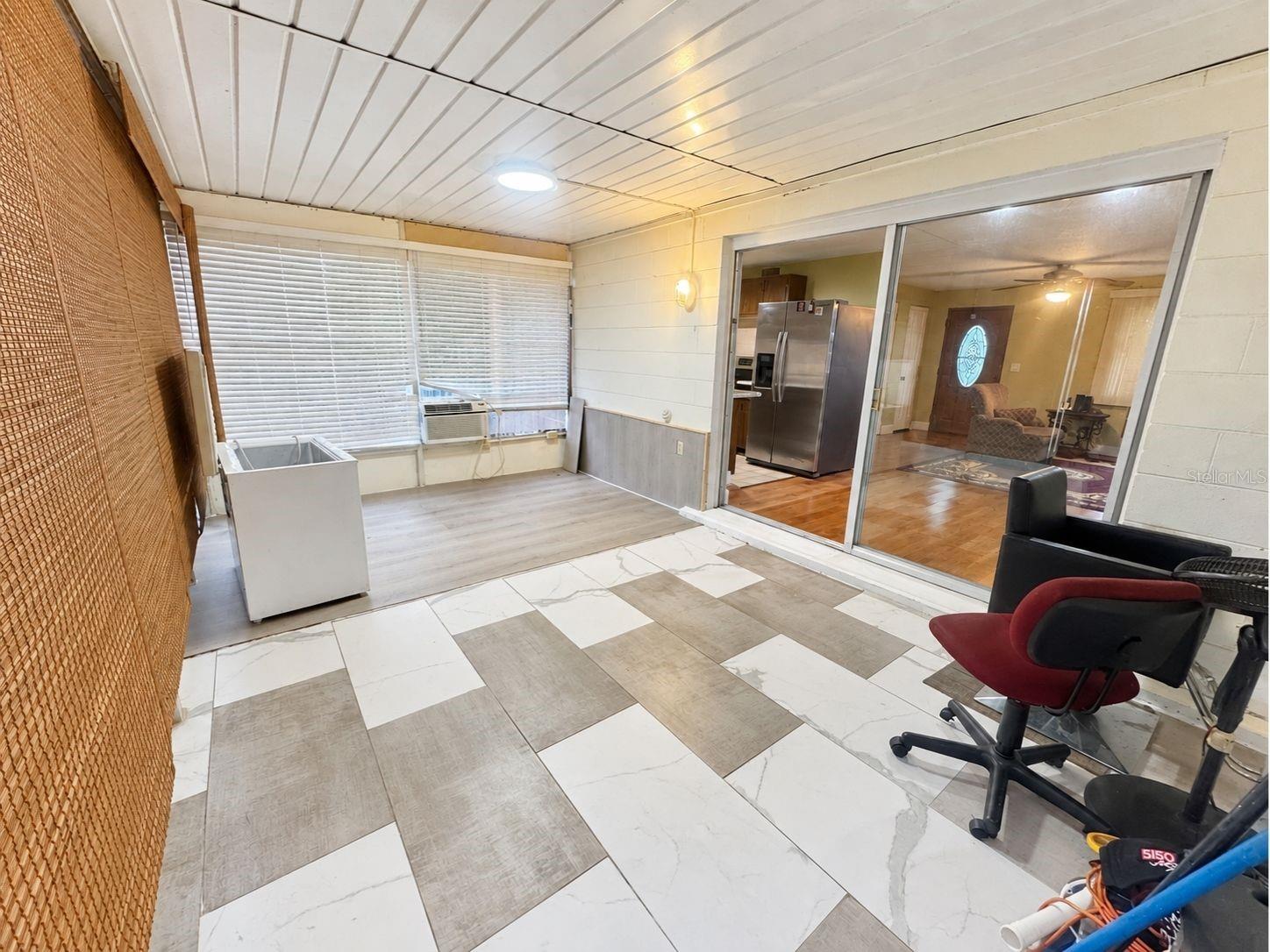 3022 Venice Way Property Photo 14