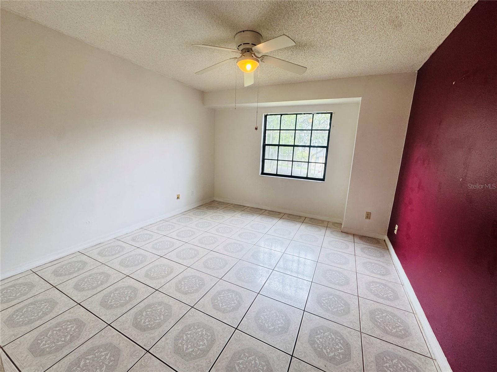 819 Chamberlain Loop Property Photo 13