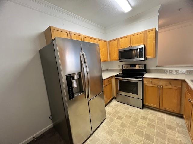 8842 Villa View Cir #203 Property Photo 6