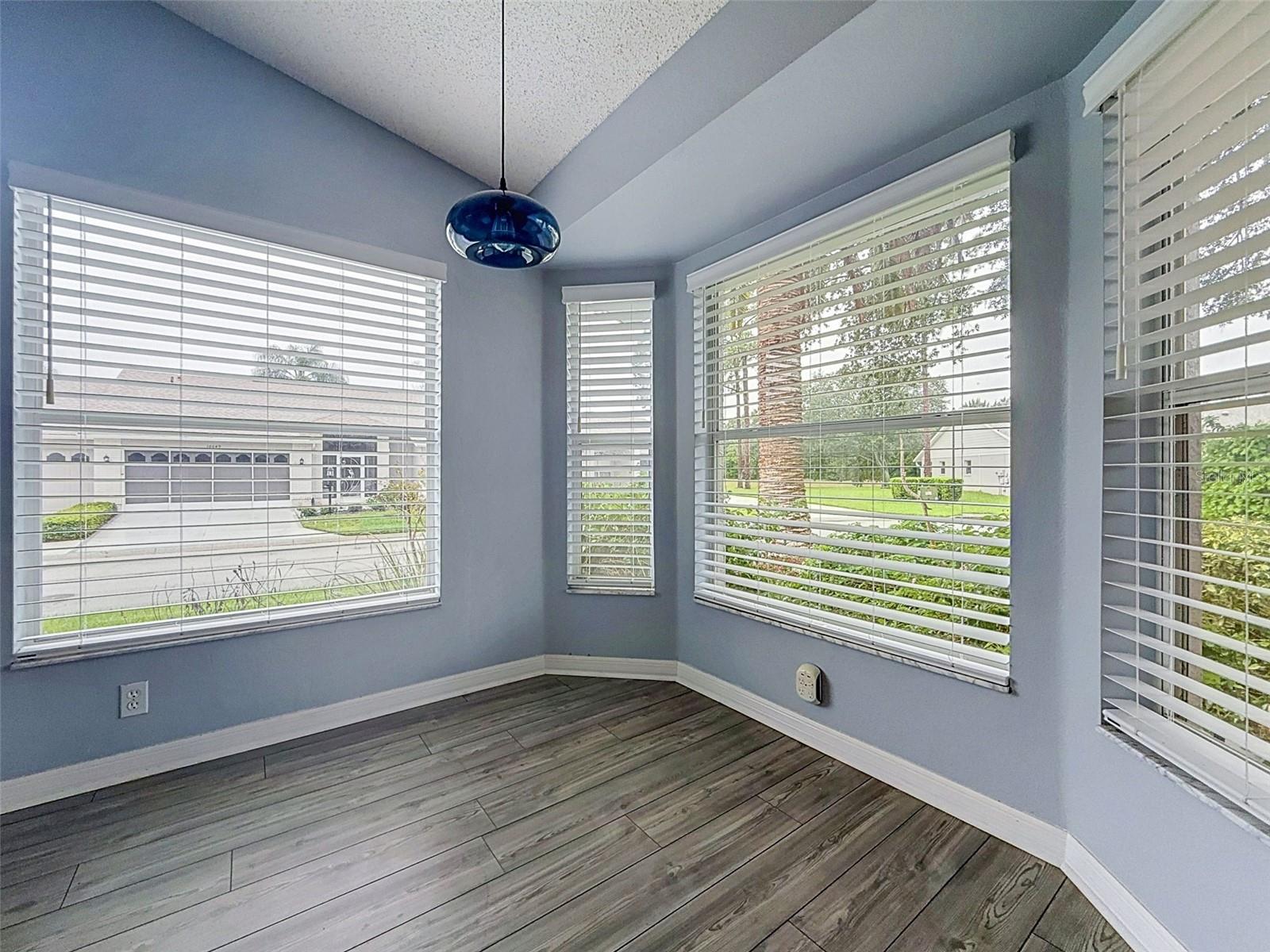 18709 Summersong Dr Property Photo 14